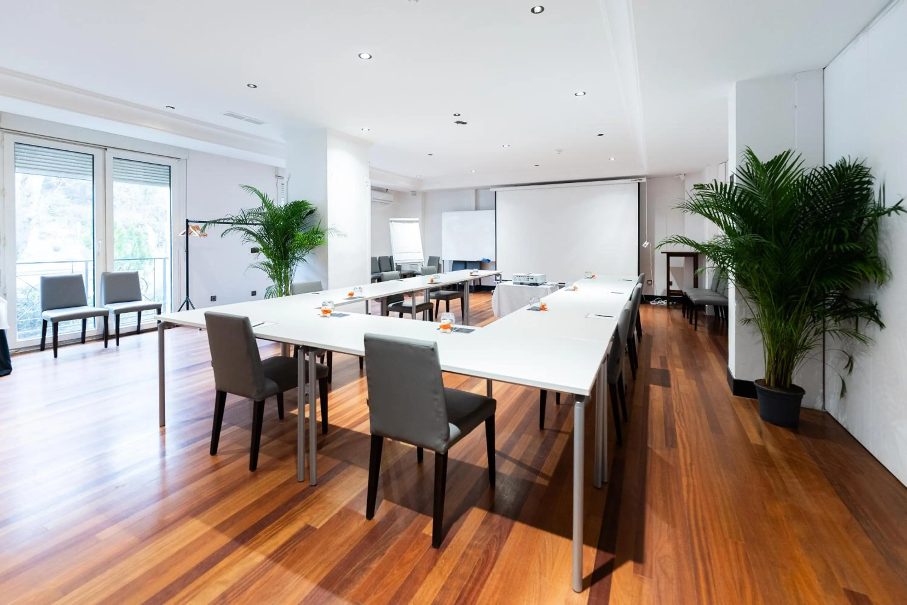 Business facilities in Hotel Hita "Nature Experience" for all