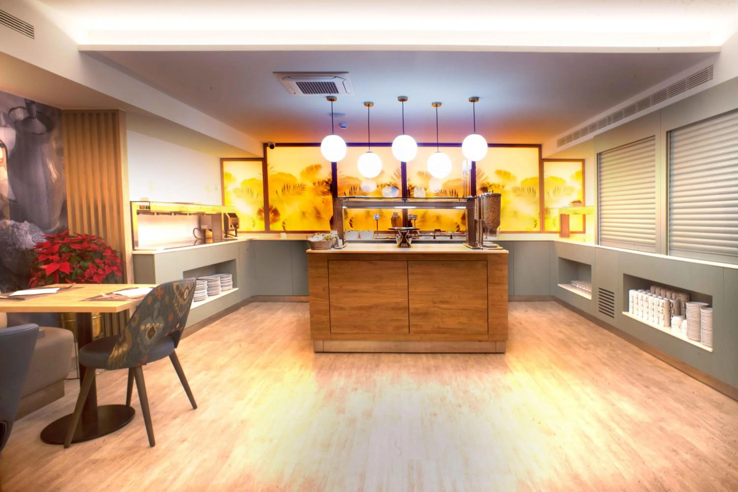 Breakfast in Gran Versalles