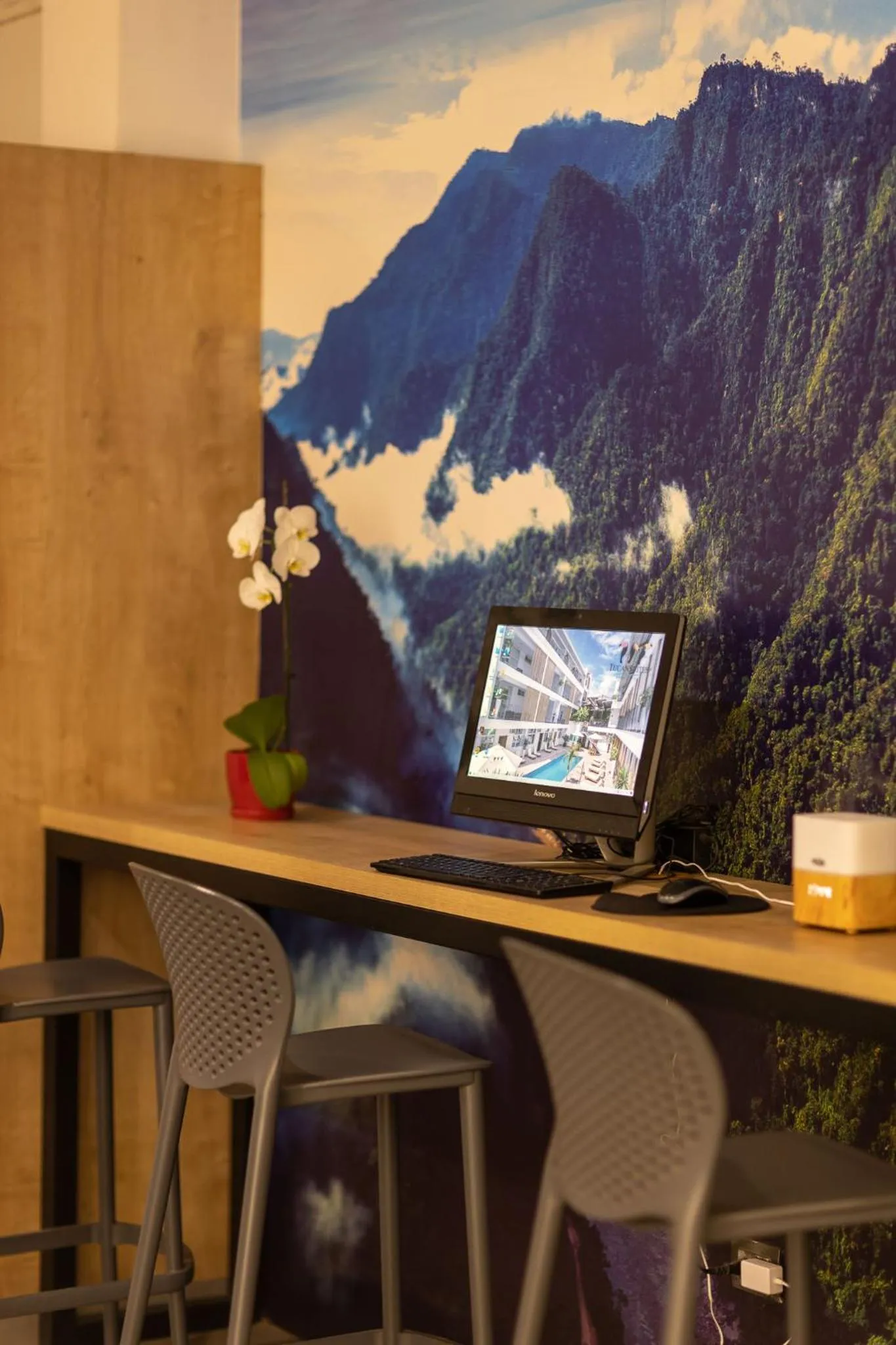 Lobby or reception in Tucan Suites Tarapoto - Hotel Asociado Casa Andina