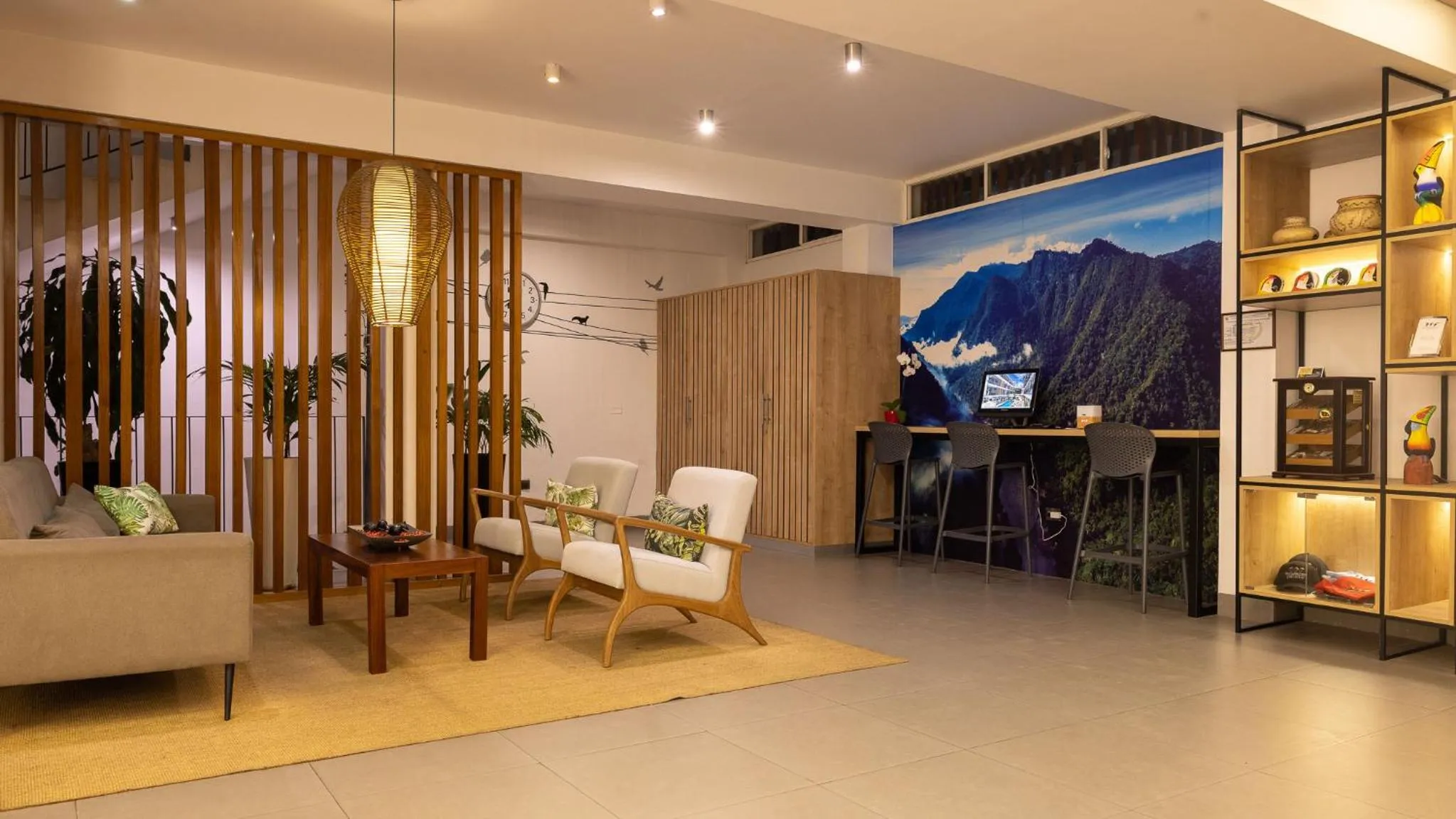 Lobby or reception in Tucan Suites Tarapoto - Hotel Asociado Casa Andina