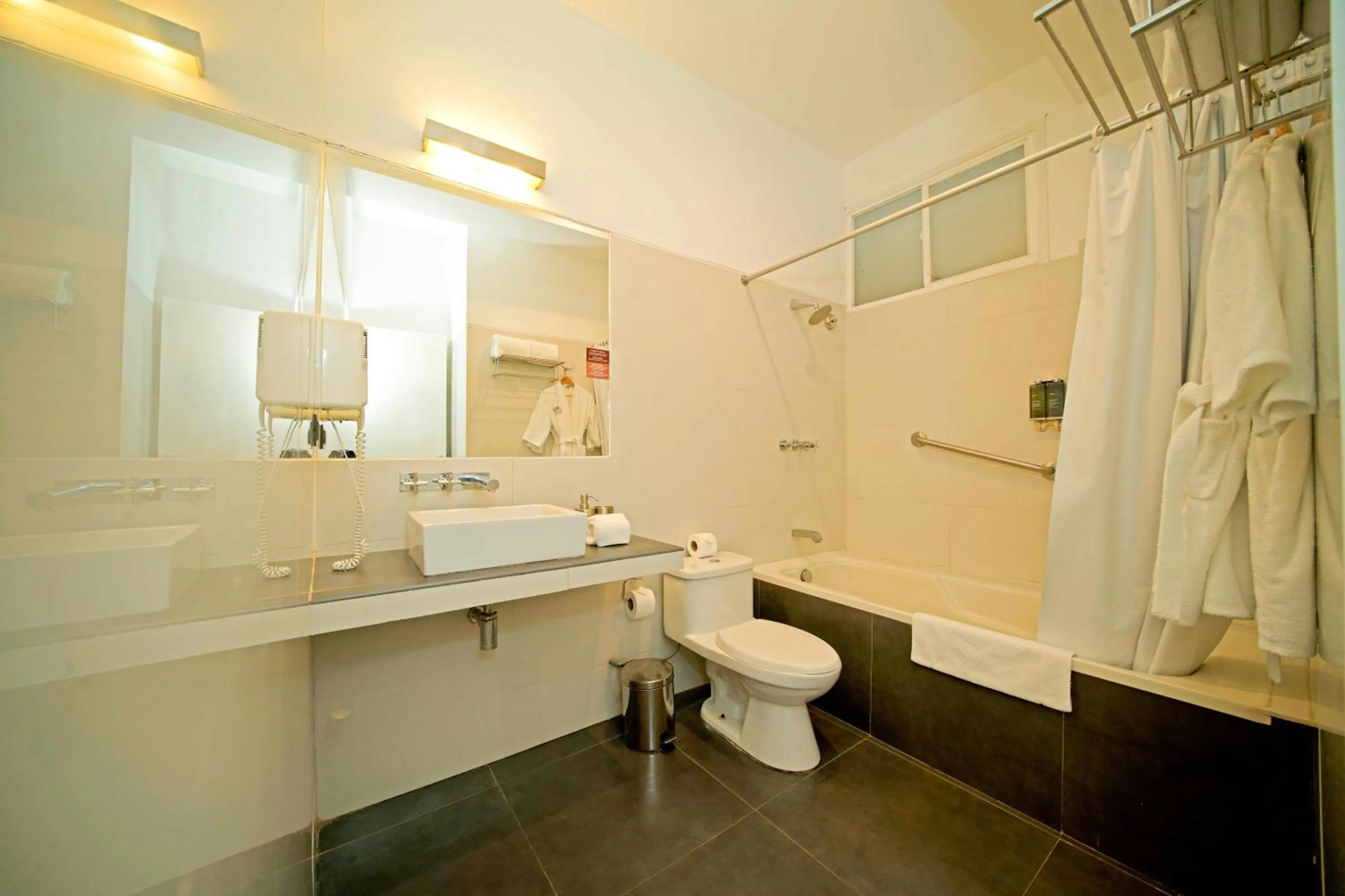 Bathroom in Tucan Suites Tarapoto - Hotel Asociado Casa Andina