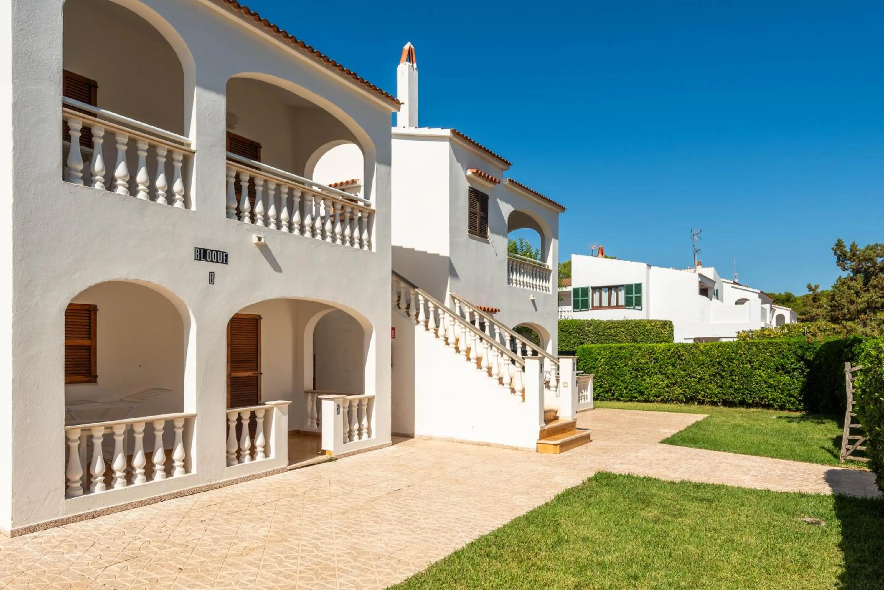 Property building in Apartamentos Mar Blanca by Mauter Villas