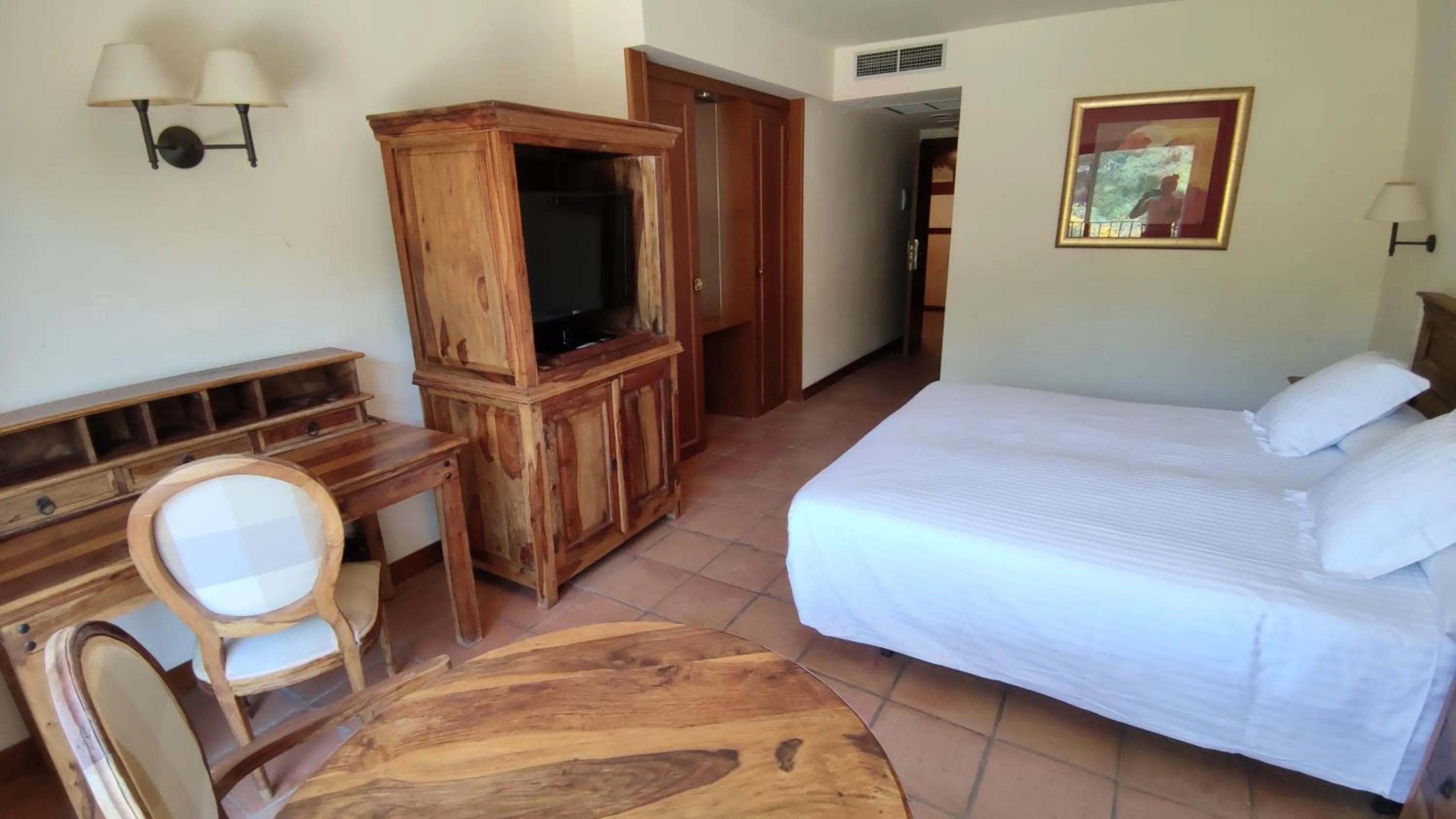 Bed in La Figuerola Hotel & Restaurant