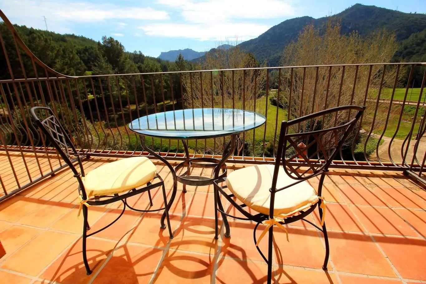 Balcony/Terrace in La Figuerola Hotel & Restaurant