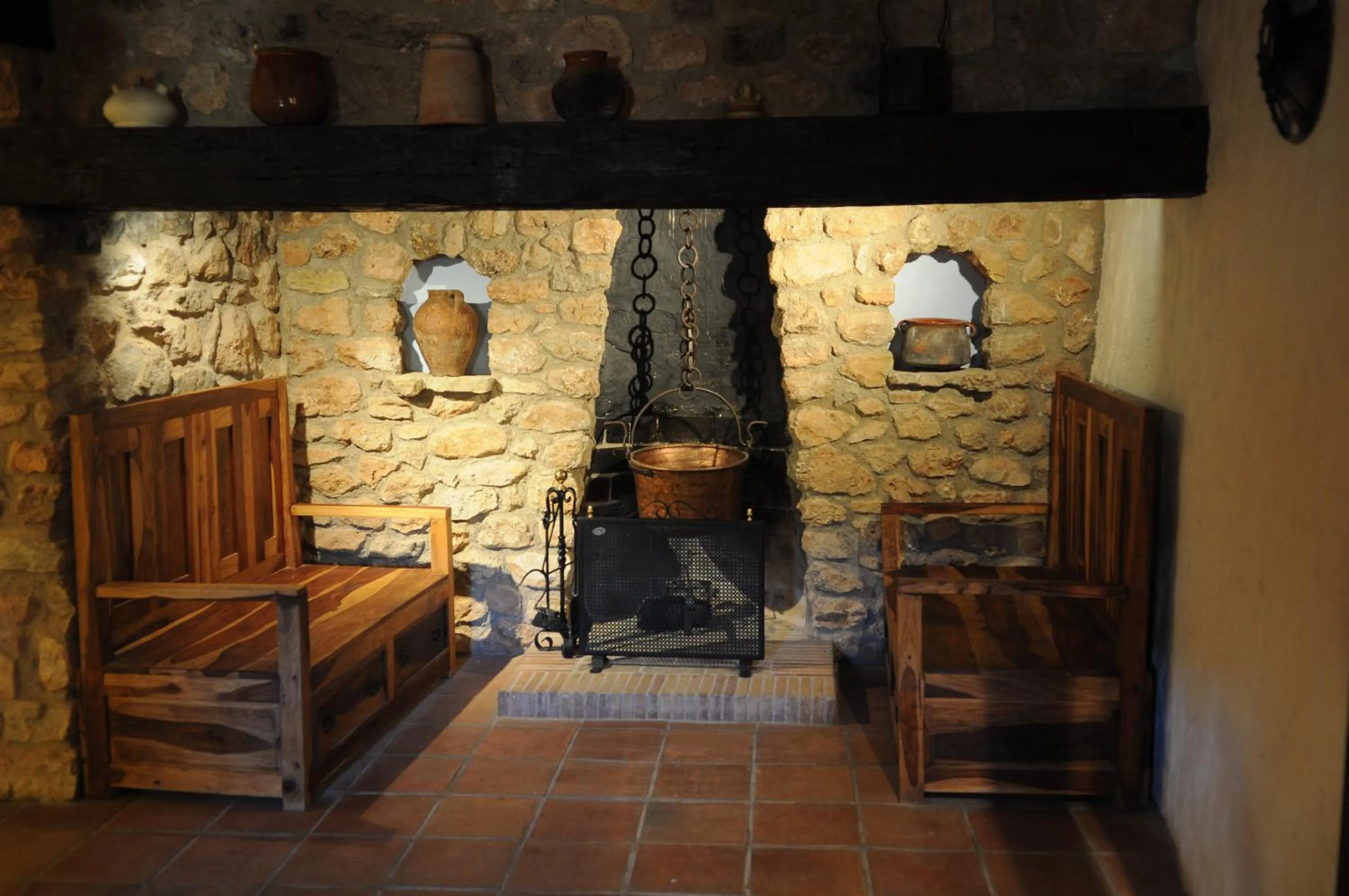 Area and facilities in La Figuerola Hotel & Restaurant