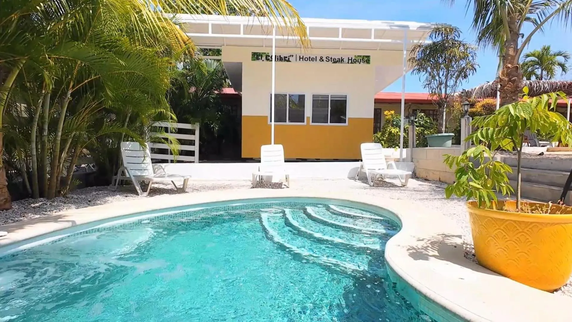 Cabinas El Colibri, Apart Hotel