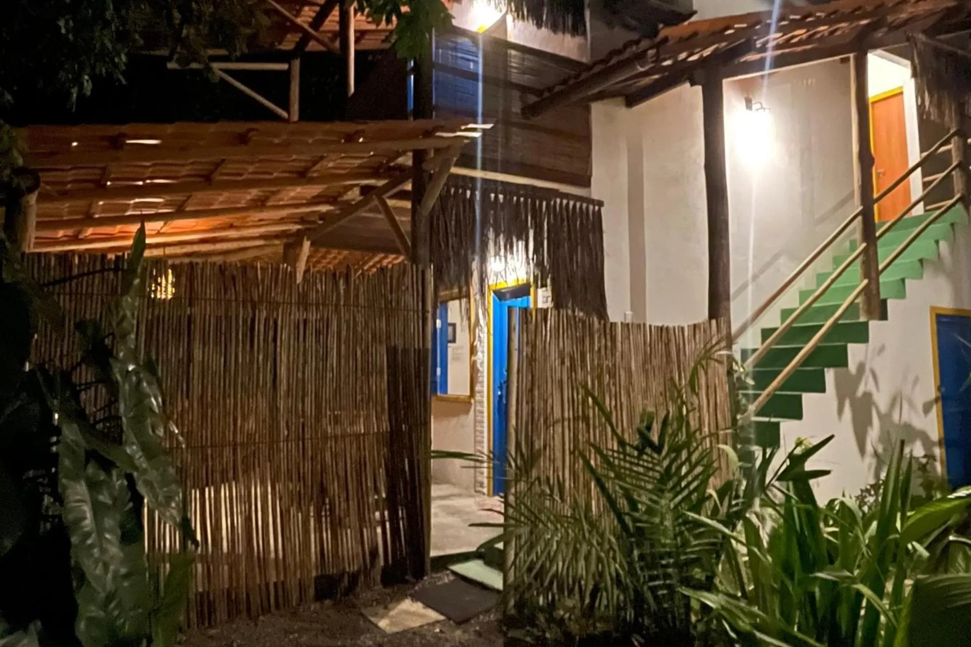 Property building in Vila Coco Dendê - Algodões