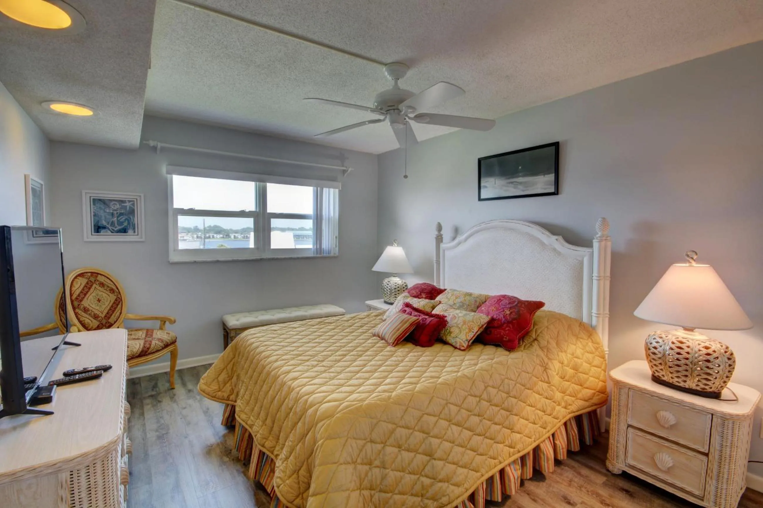 Bed in El Matador 544 - FREE TICKETS!! Your stay includes free tickets to many area attractions!