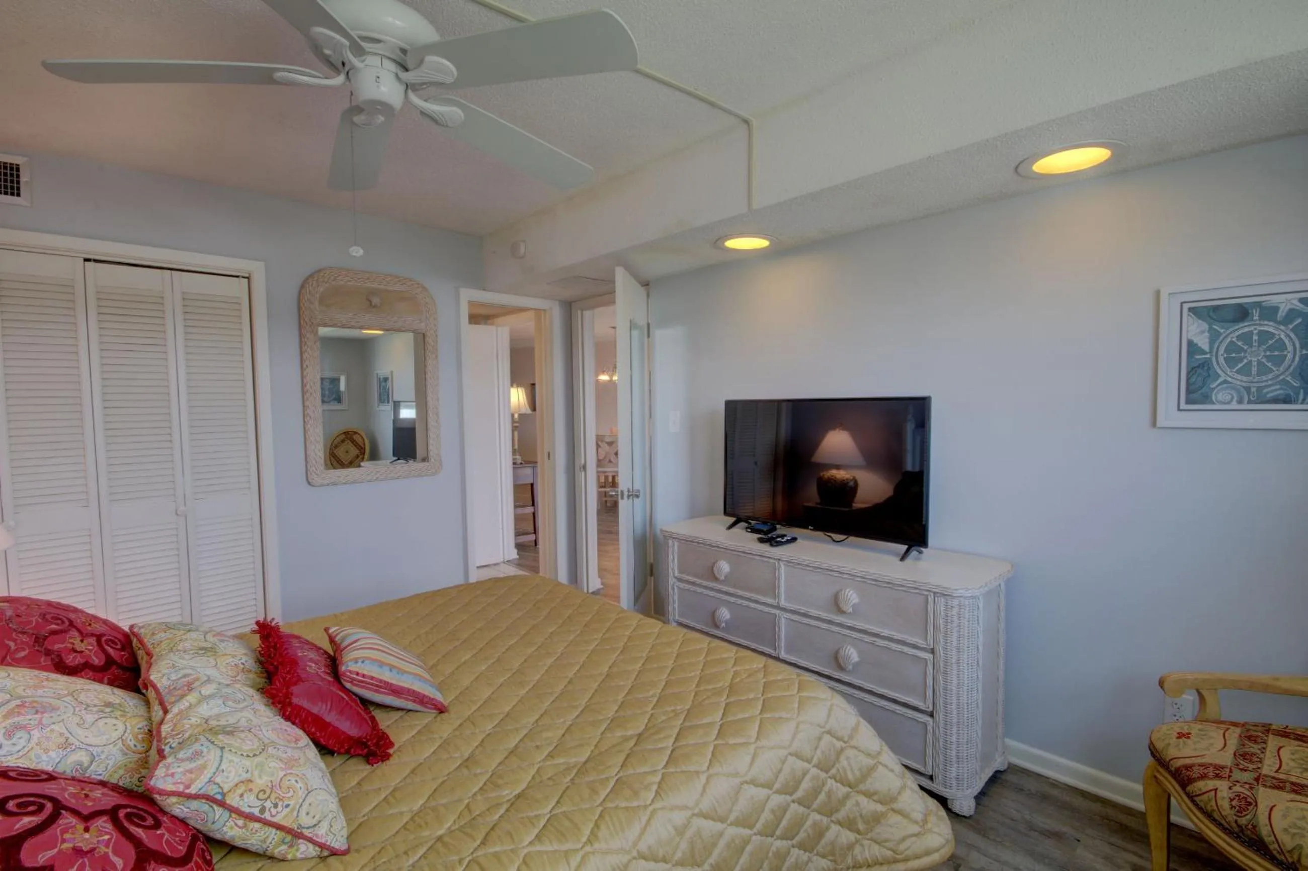 Bed in El Matador 544 - FREE TICKETS!! Your stay includes free tickets to many area attractions!