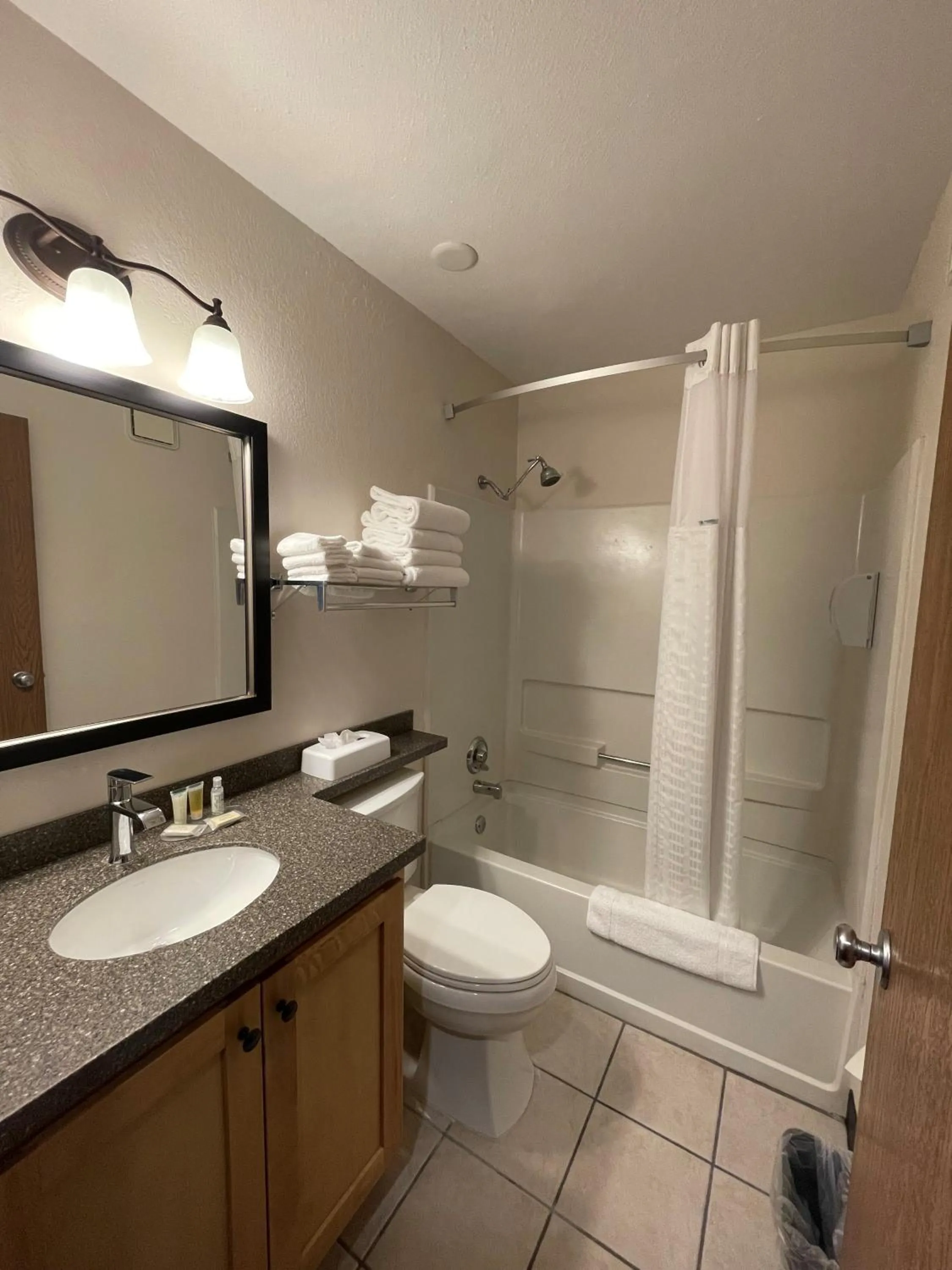 Super 8 by Wyndham Bemidji MN