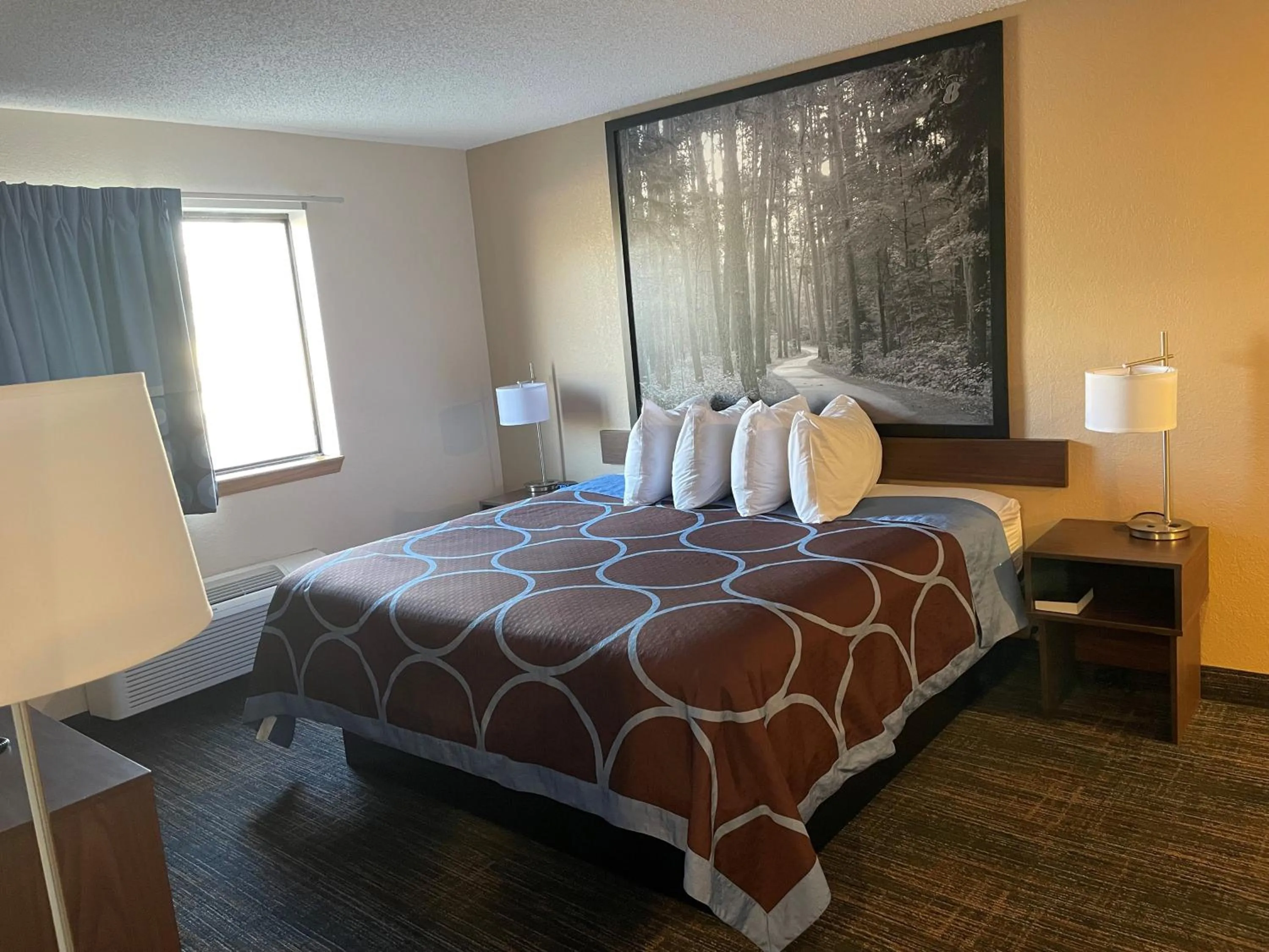 Bed in Super 8 by Wyndham Bemidji MN