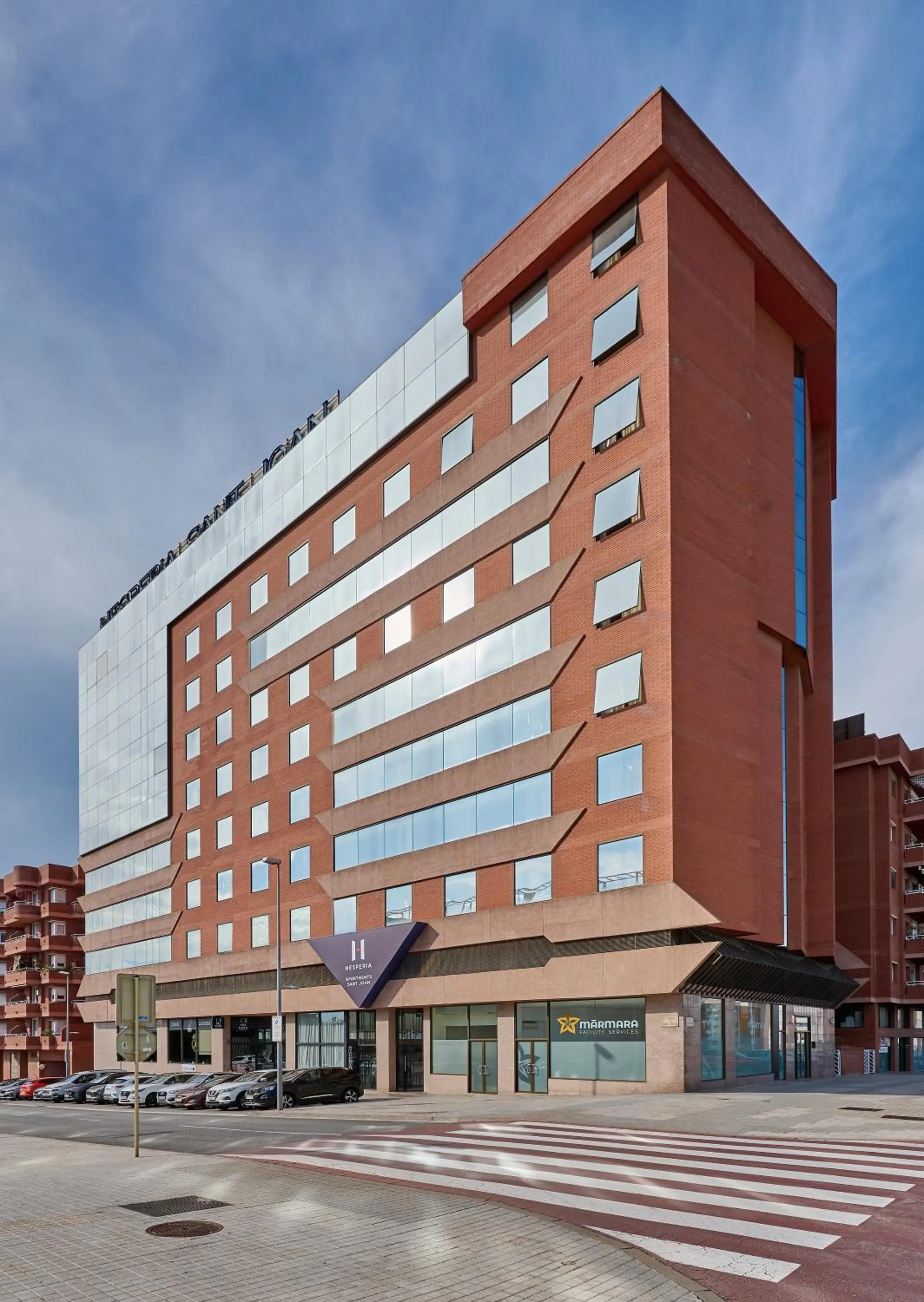 Property building in Hesperia Sant Joan