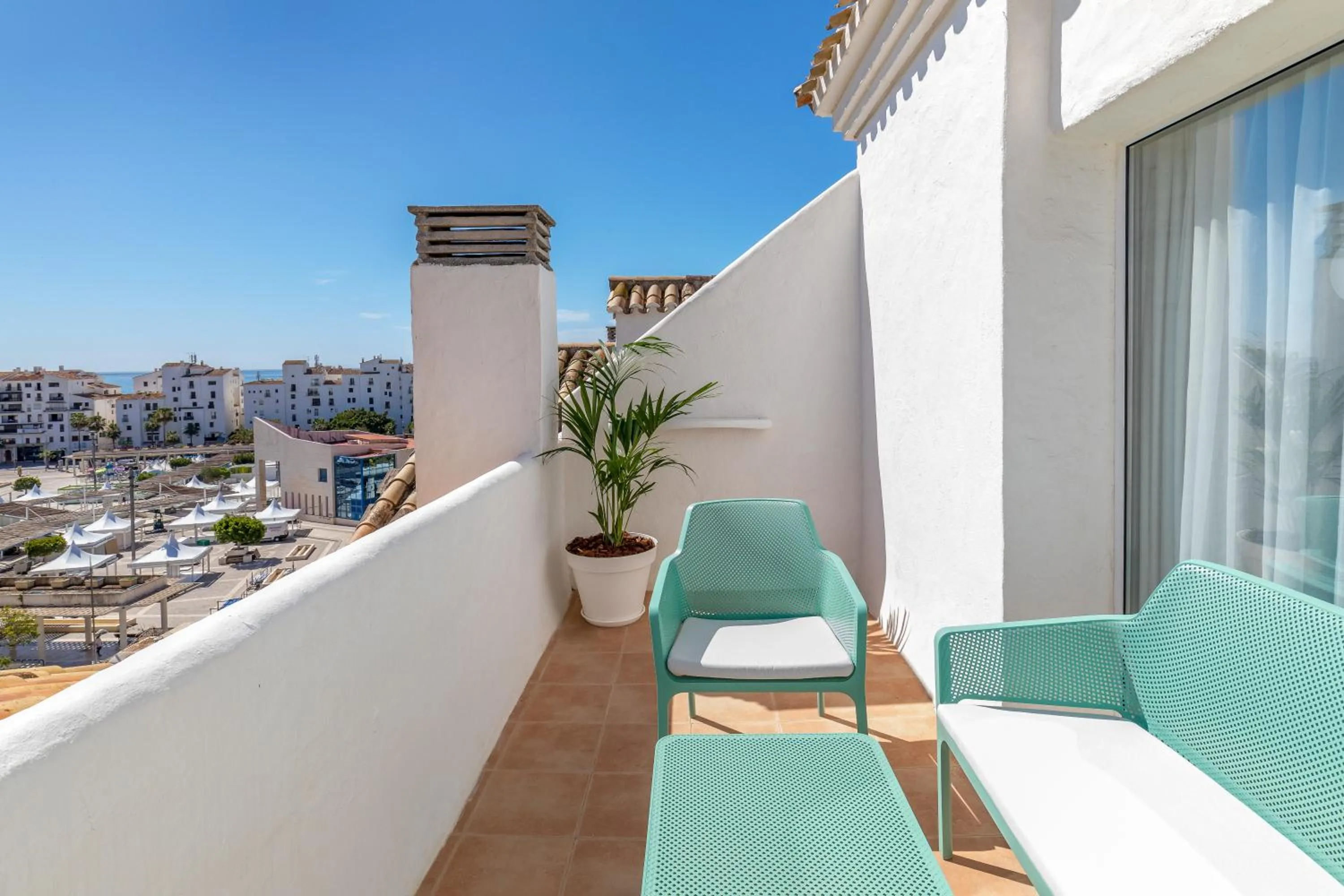 Summer in Occidental Puerto Banús