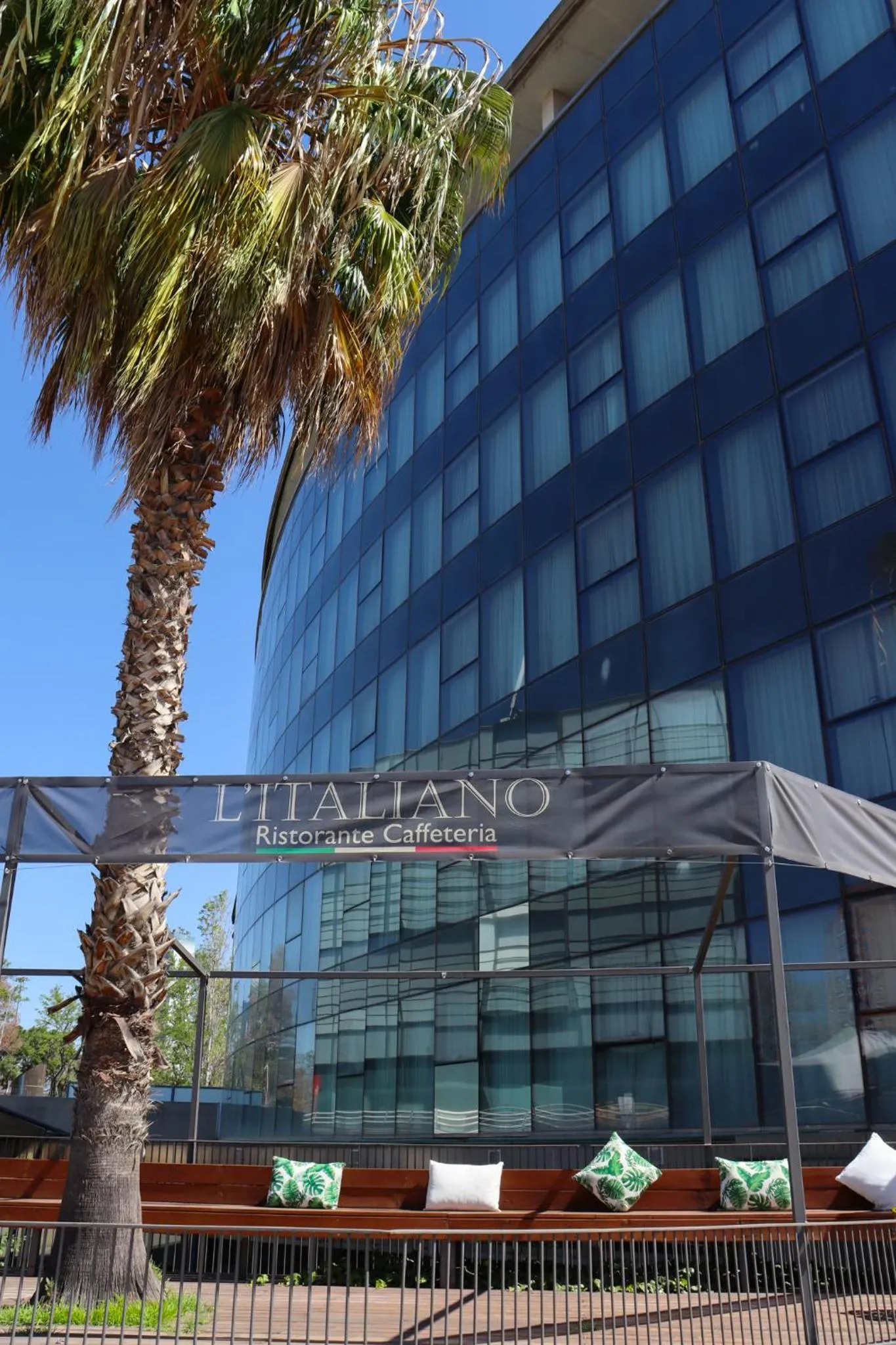 Restaurant/places to eat in Eurohotel Barcelona Granvia Fira