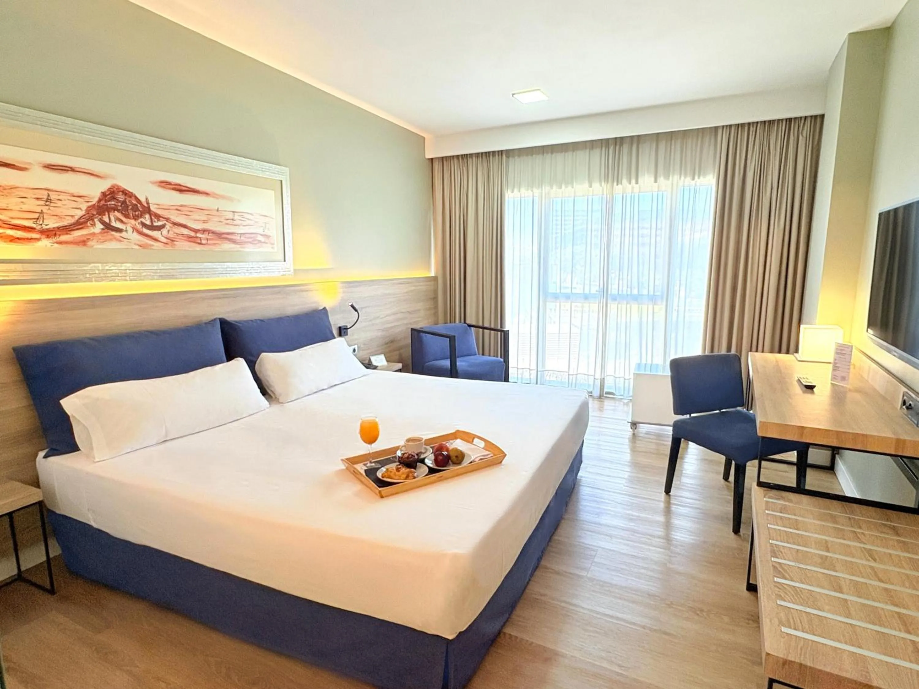 Bedroom, Bed in Eurohotel Barcelona Granvia Fira