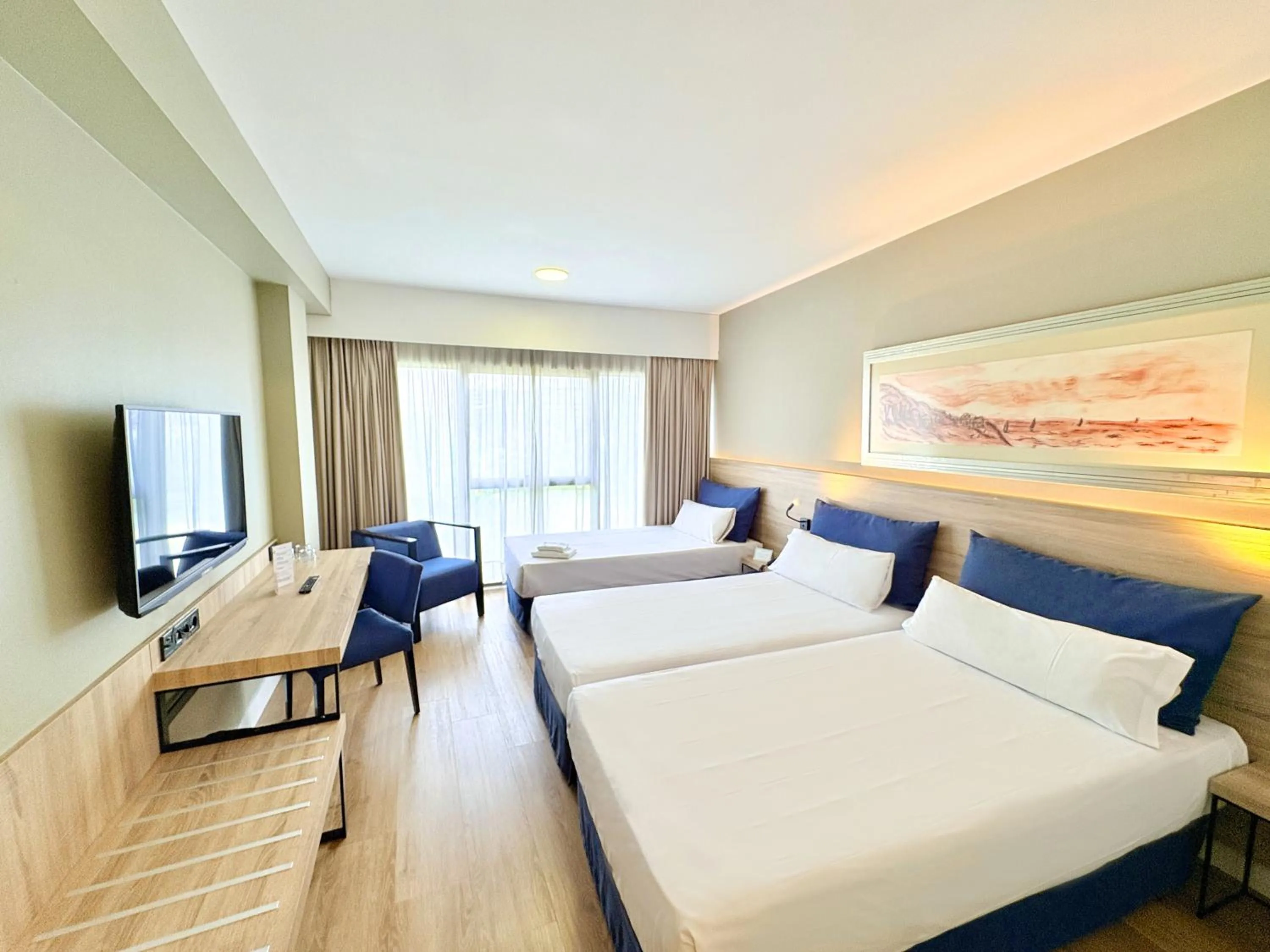 TV and multimedia, Bed in Eurohotel Barcelona Granvia Fira