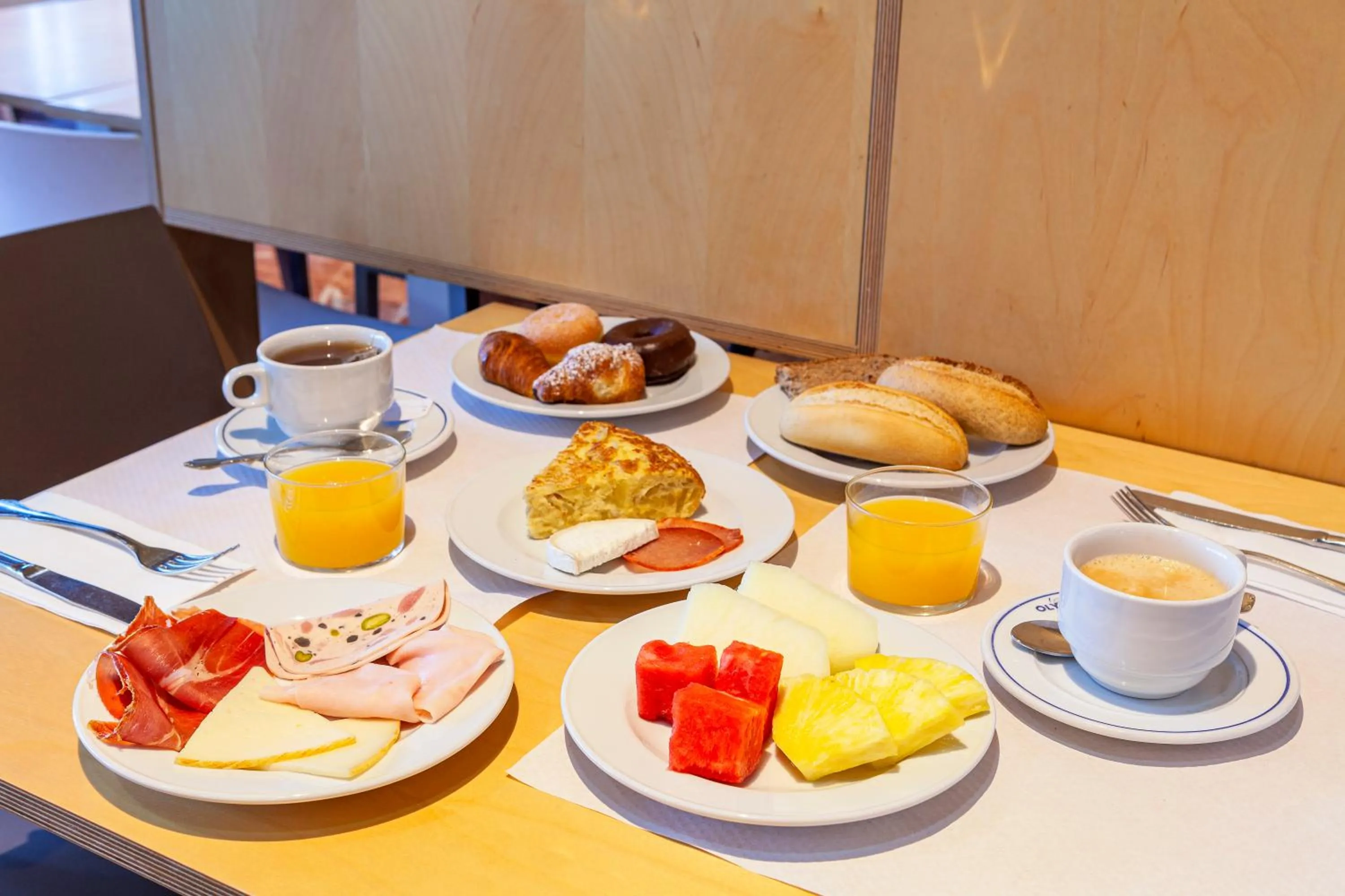 Breakfast in Hotel Olympia Valencia