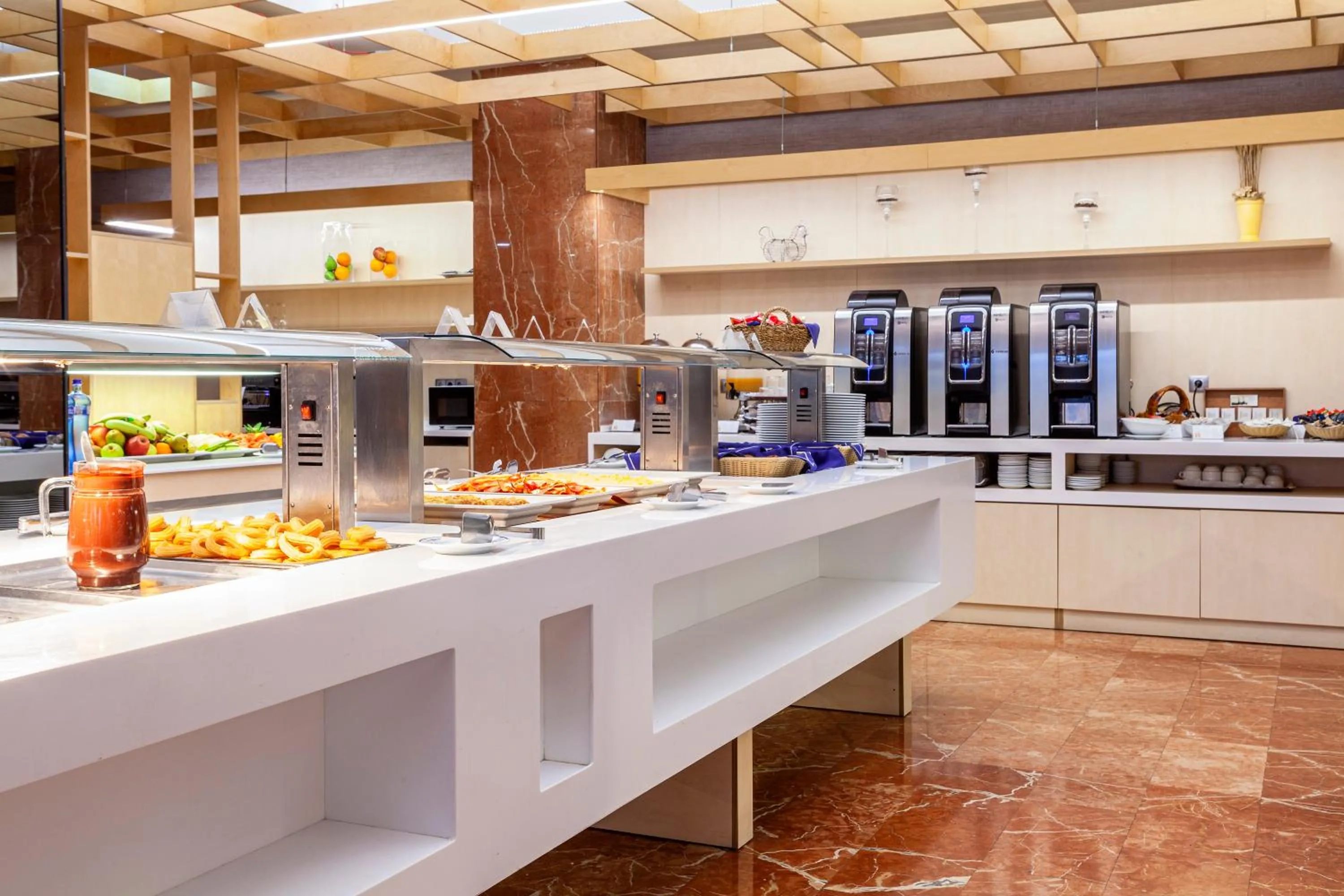 Buffet breakfast in Hotel Olympia Valencia