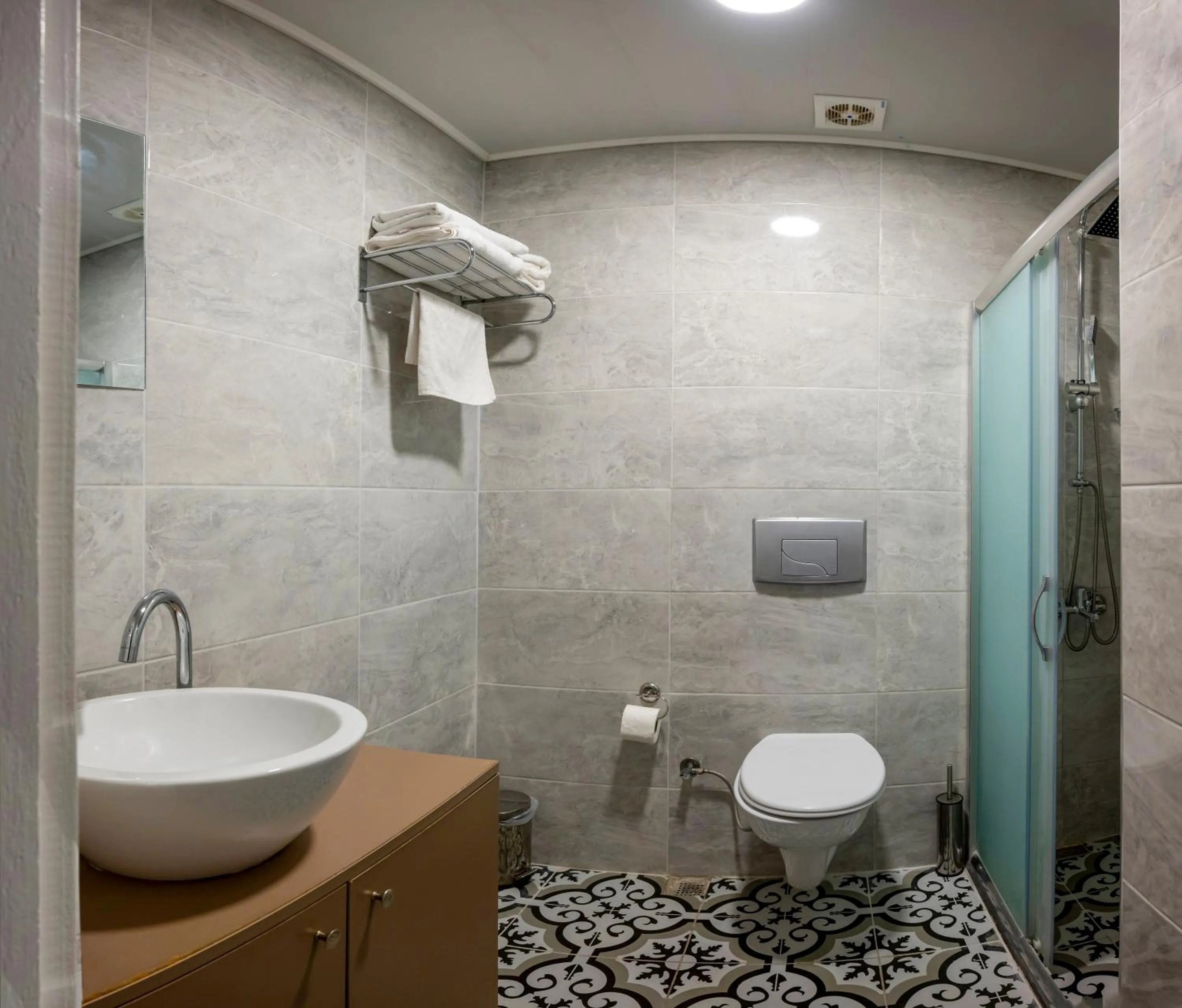 Bathroom in Cirrus Suites