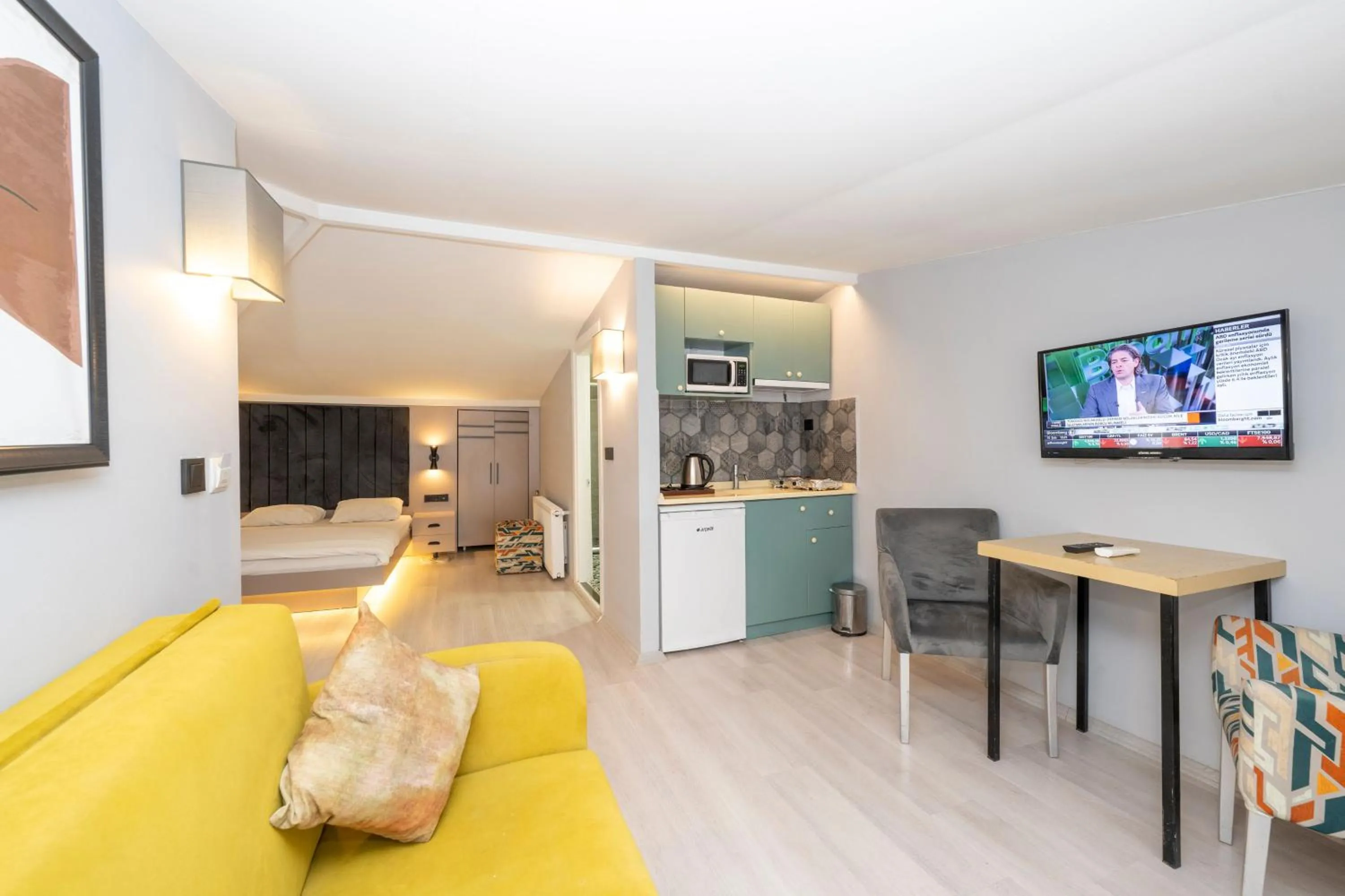 Communal lounge/ TV room in Cirrus Suites