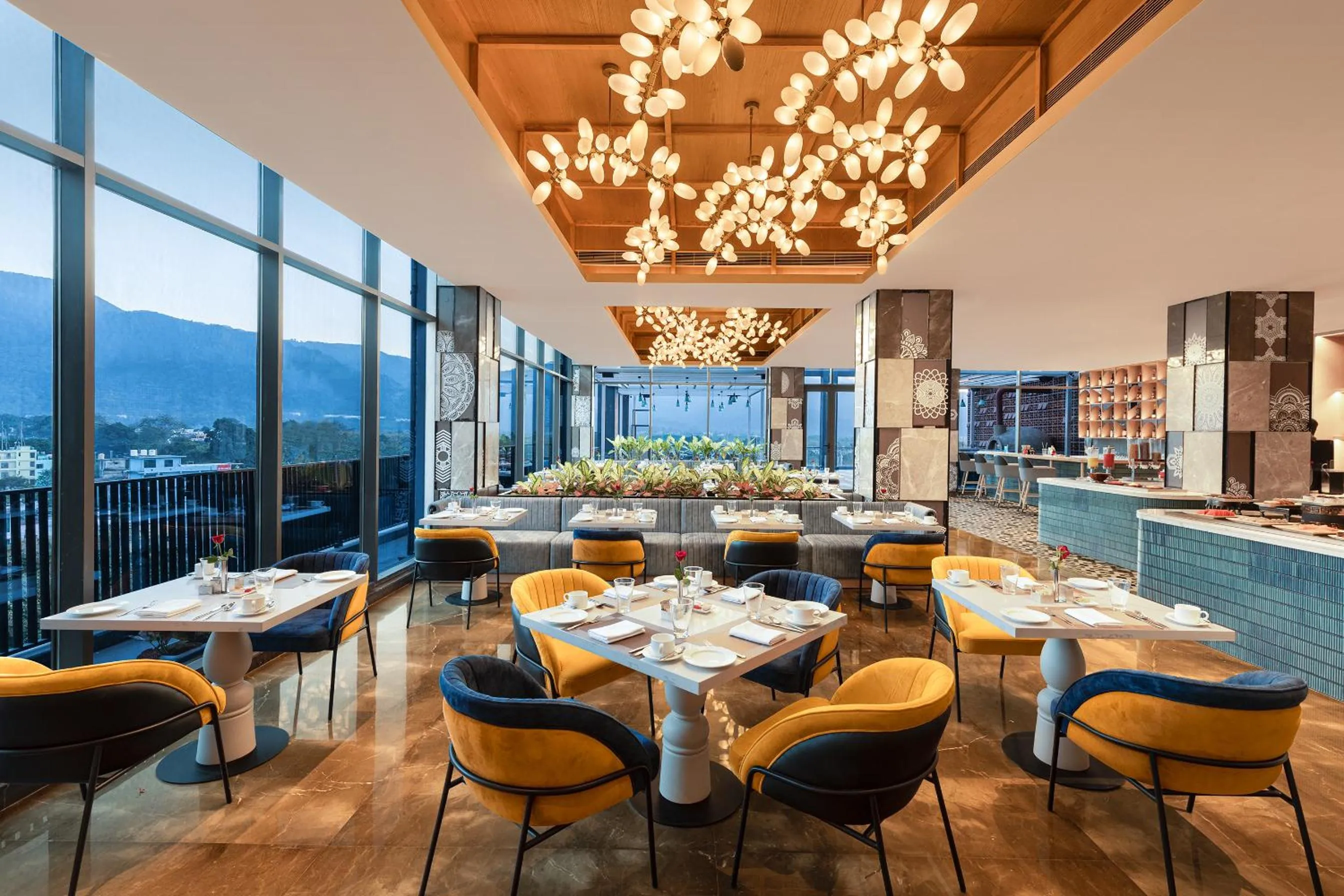 Restaurant/places to eat in Fortune Walkway Mall, Haldwani - Member ITC Hotels' Group