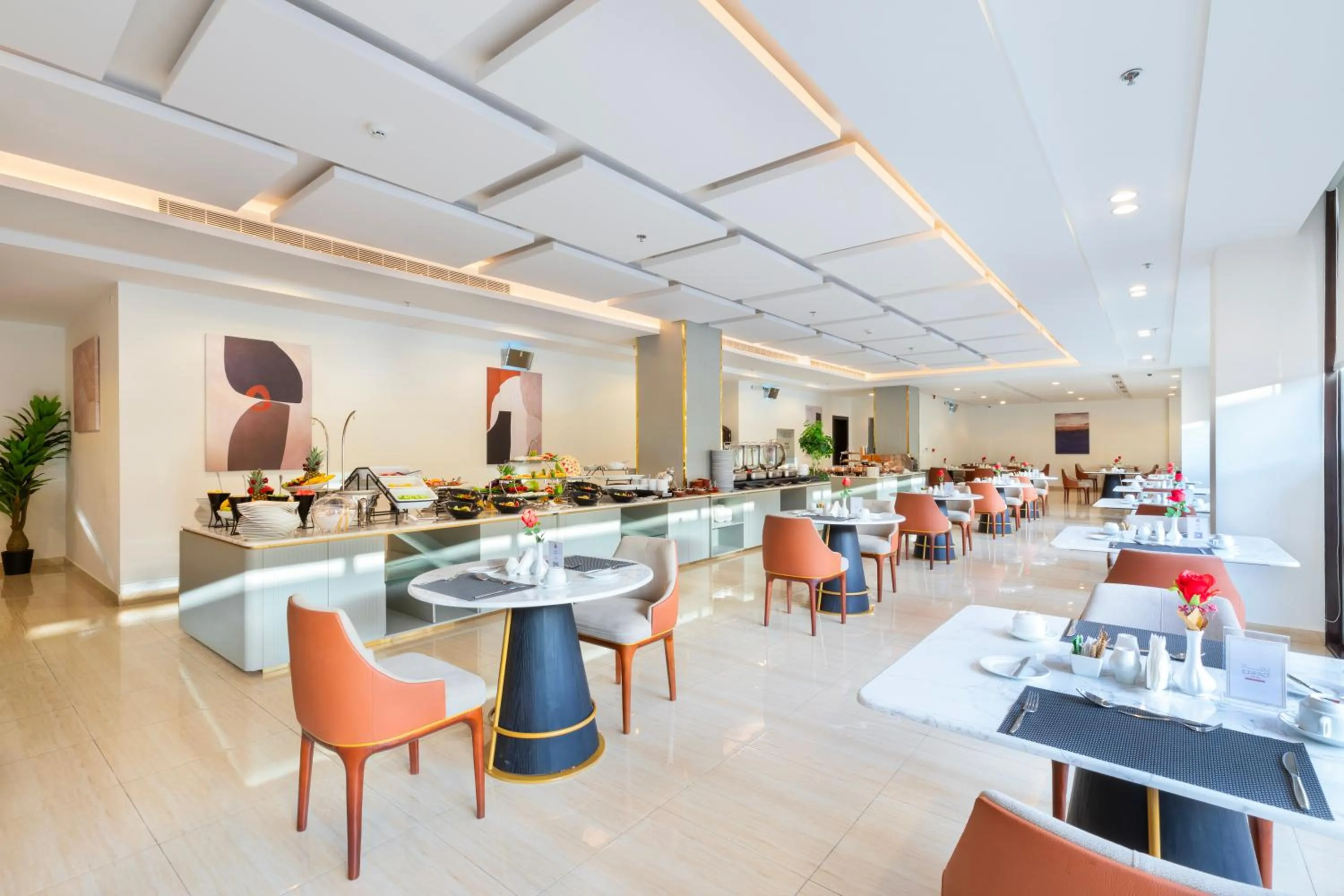 Restaurant/places to eat in Erfad Hotel - Riyadh