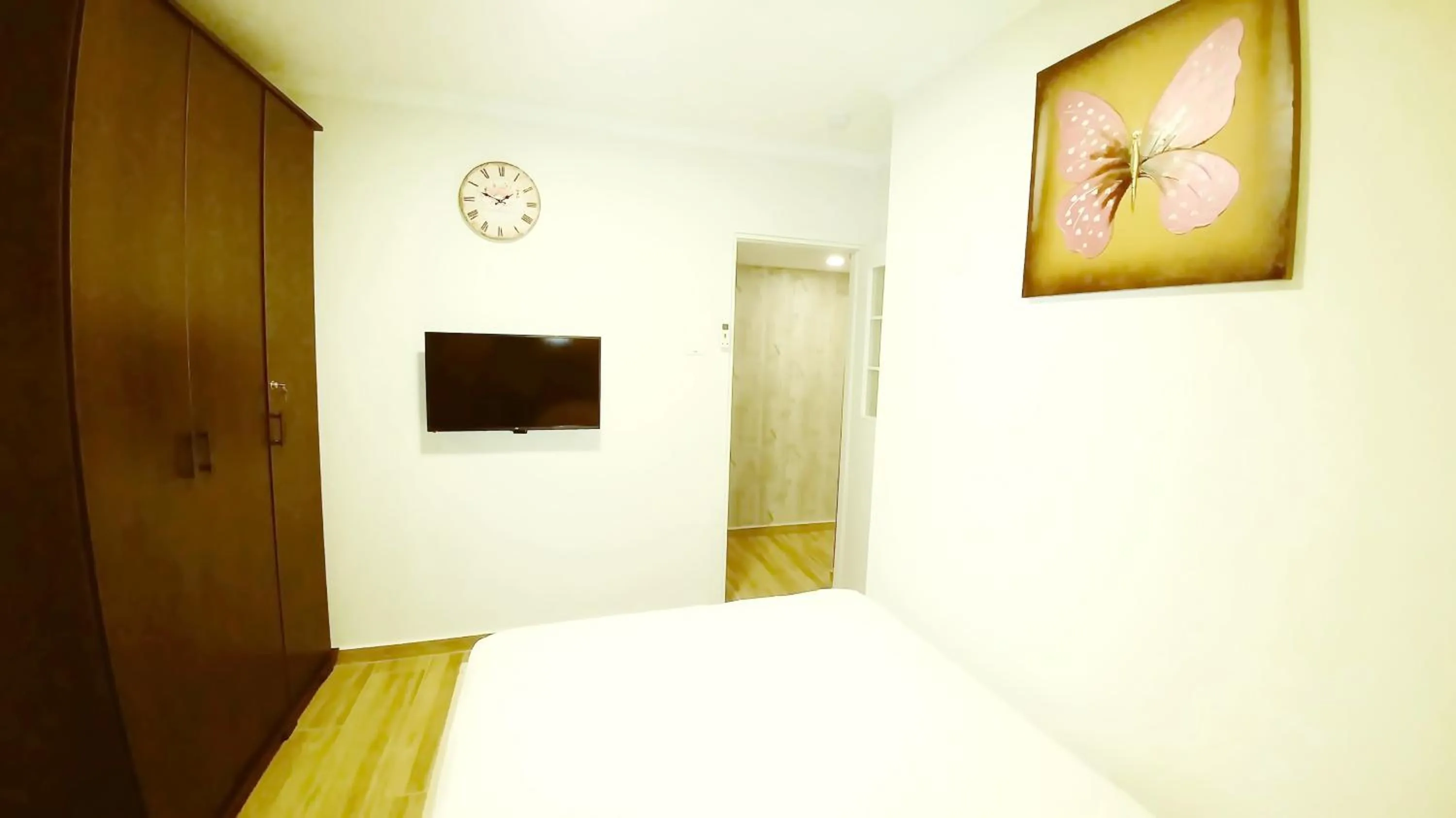 Bedroom, Bed in City Apartments