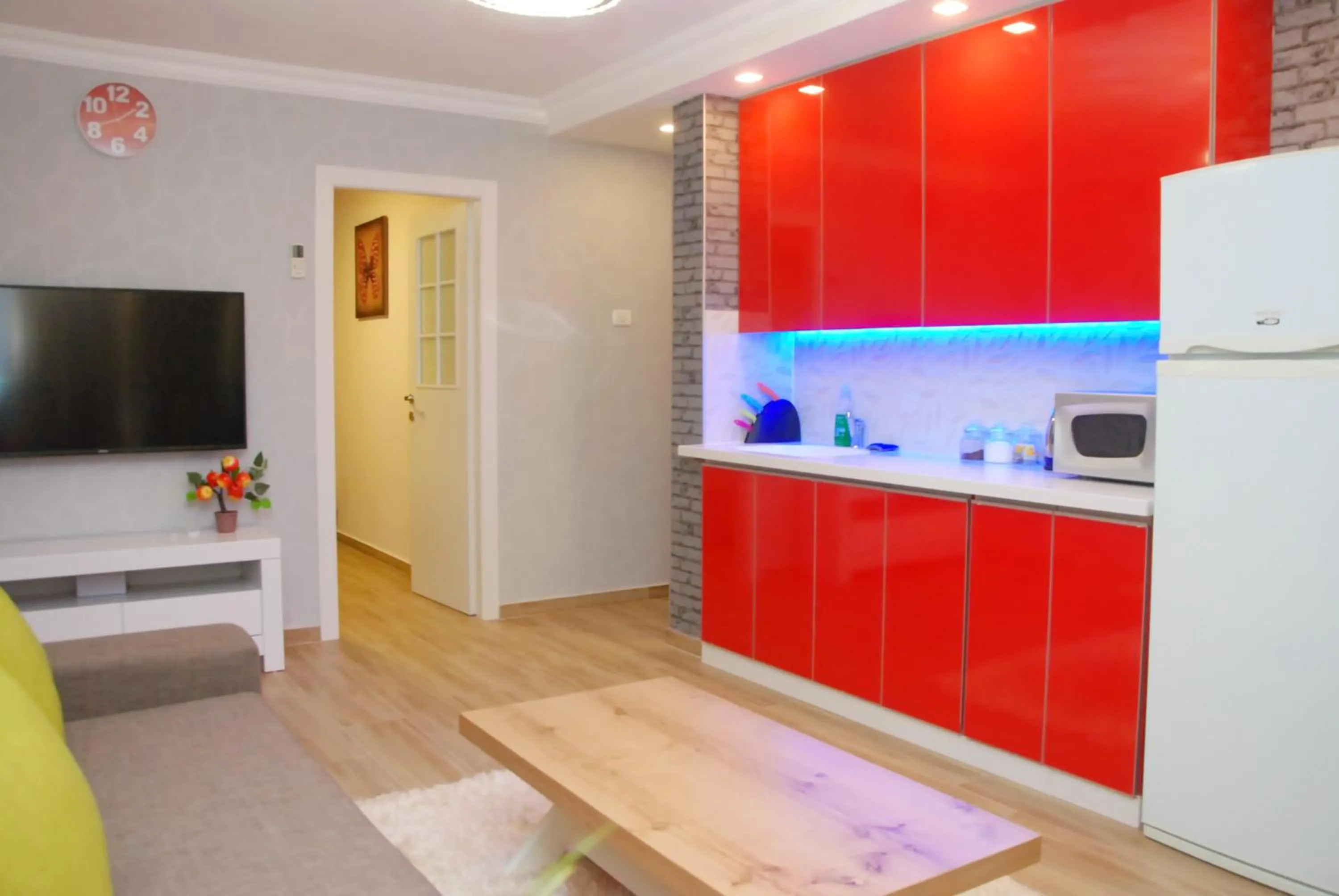 Kitchen or kitchenette in City Apartments