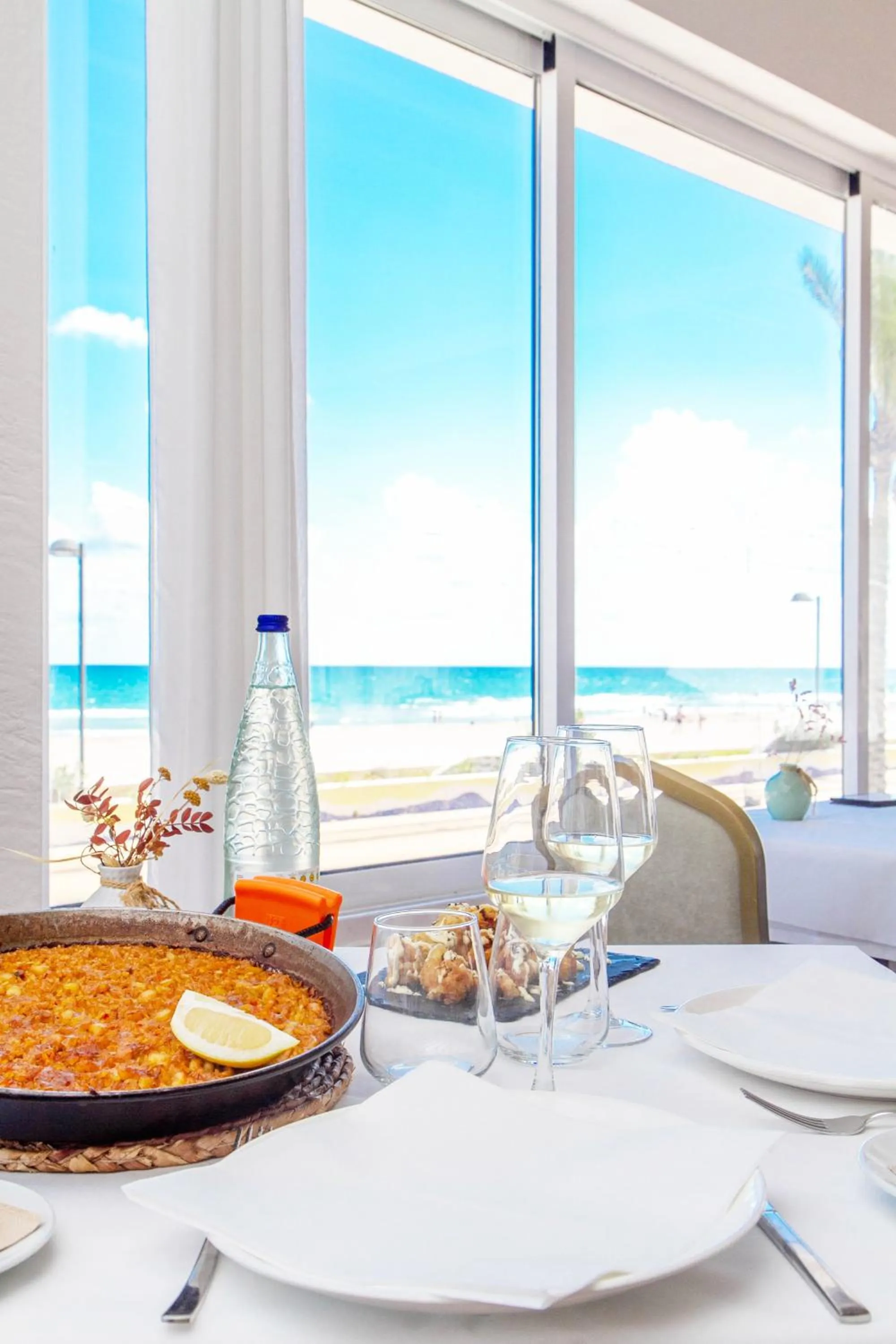 Restaurant/places to eat in Hostal San Juan