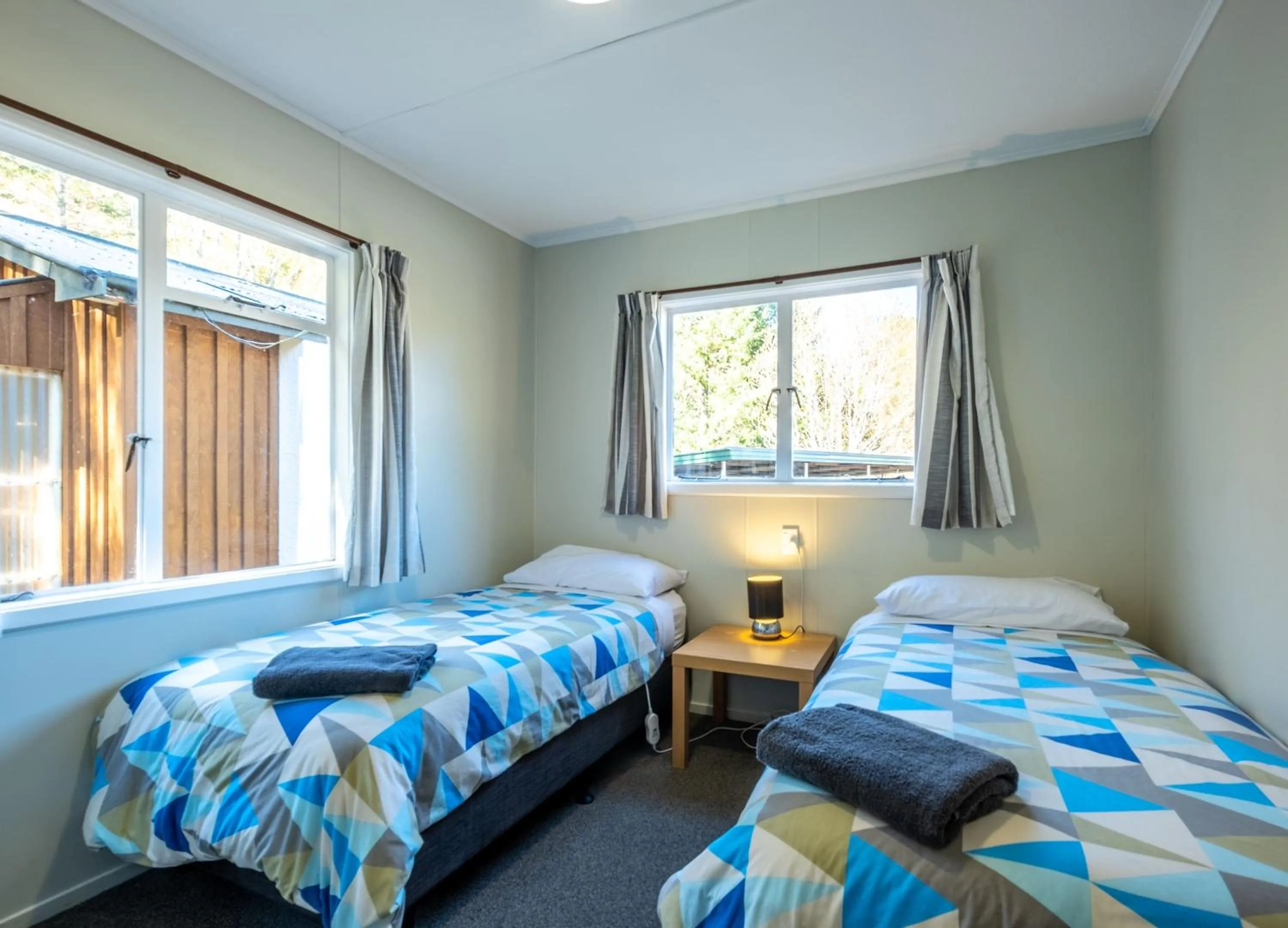 Bedroom, Bed in Alpine Adventure Holiday Park