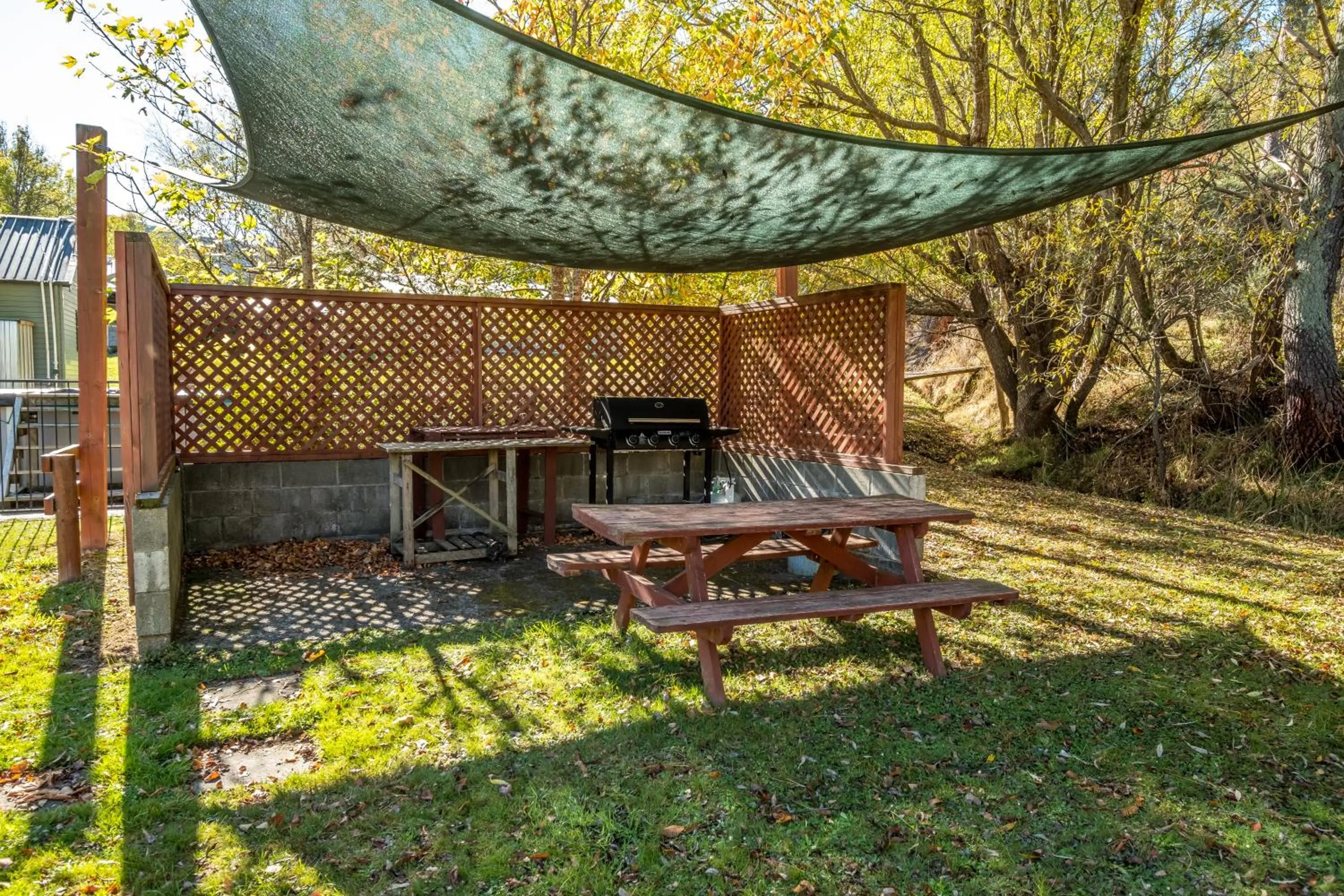BBQ facilities in Alpine Adventure Holiday Park
