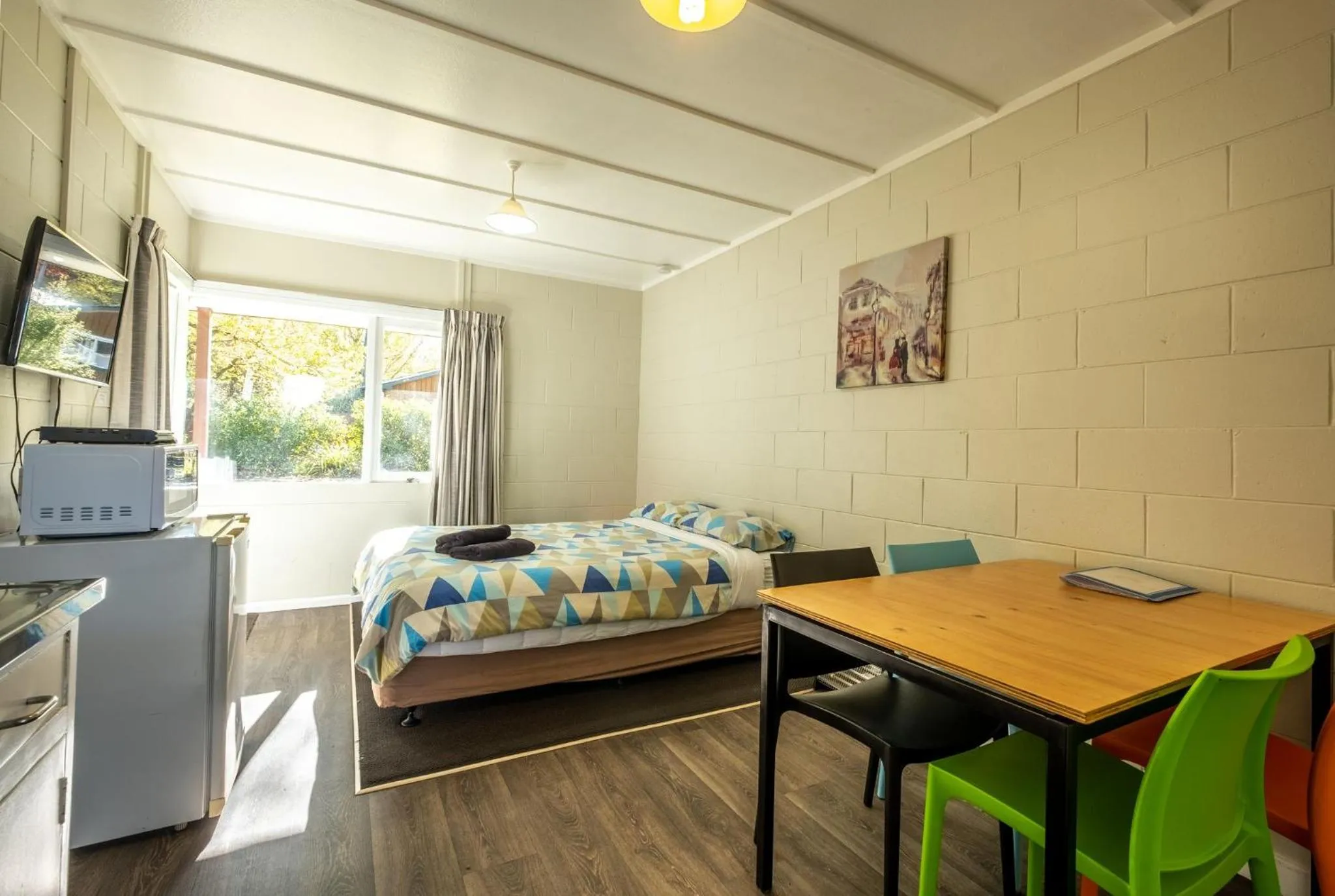 Bed in Alpine Adventure Holiday Park