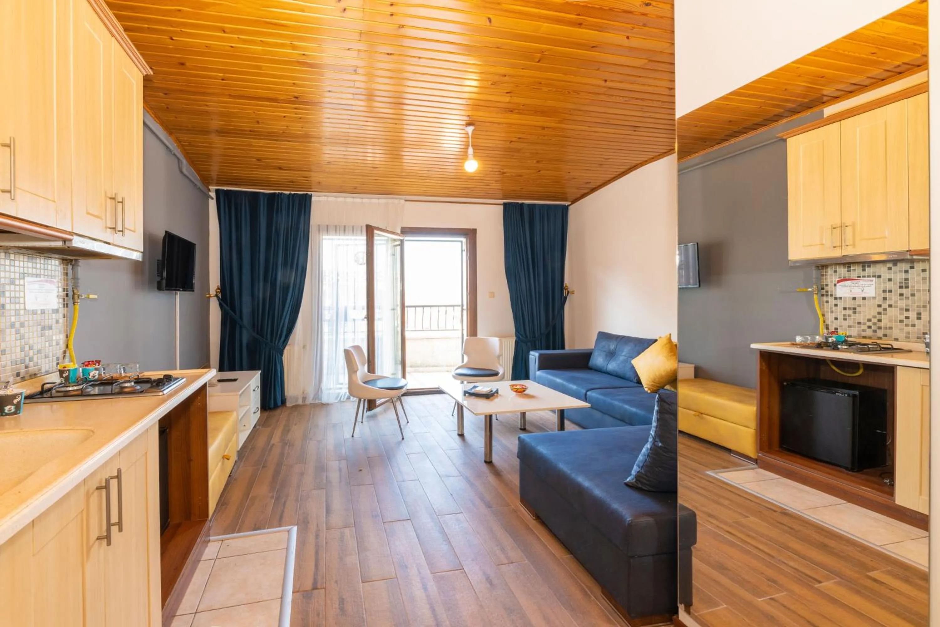 Seating area in GRAND OPERA HOTEL