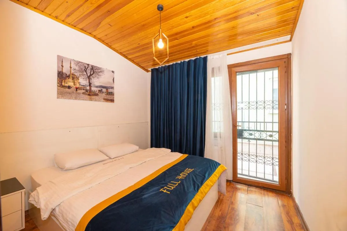 Bed in GRAND OPERA HOTEL