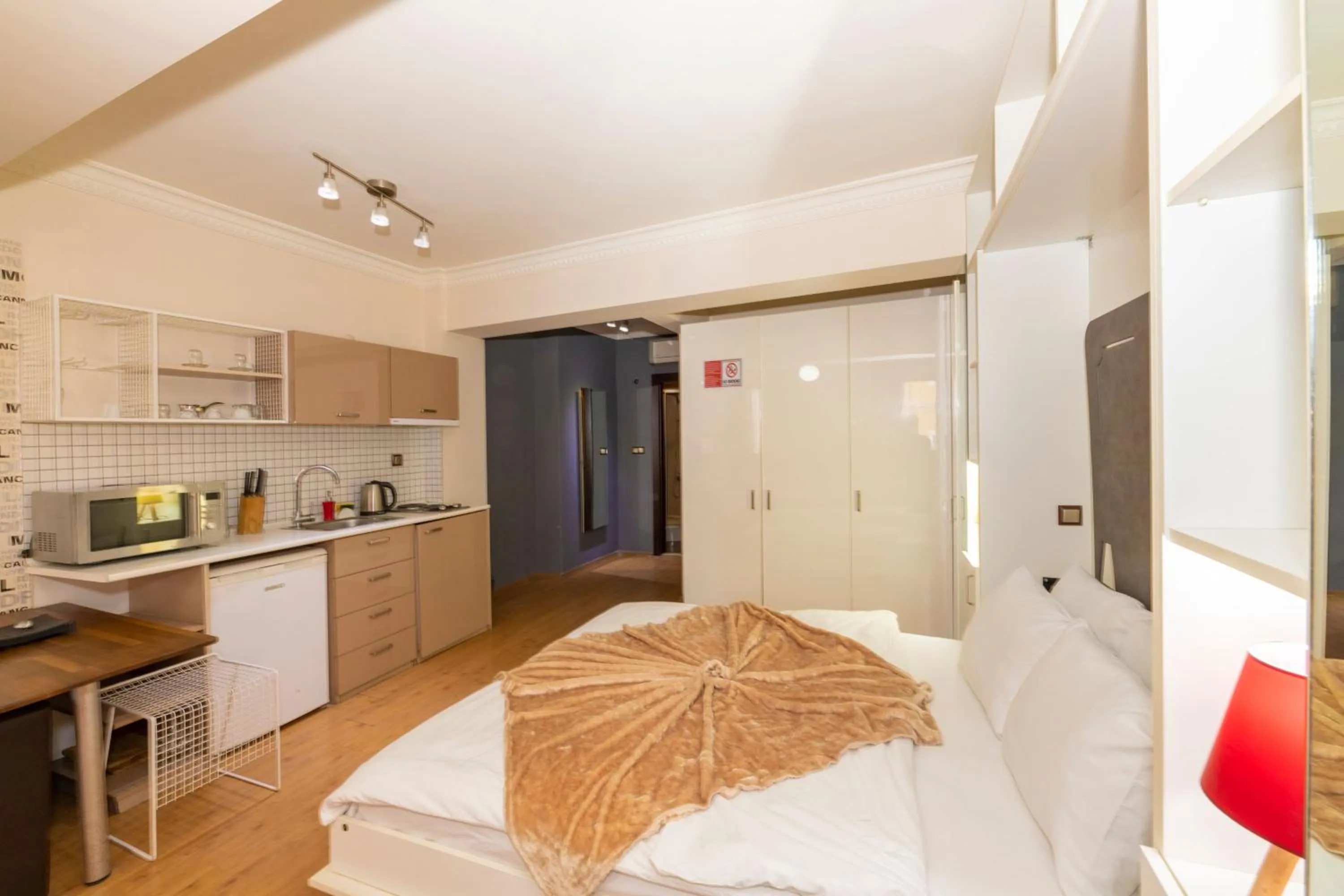 Bed in GRAND OPERA HOTEL