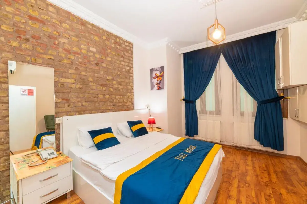 Studio Apartment in GRAND OPERA HOTEL Studio Apartment in GRAND OPERA HOTEL