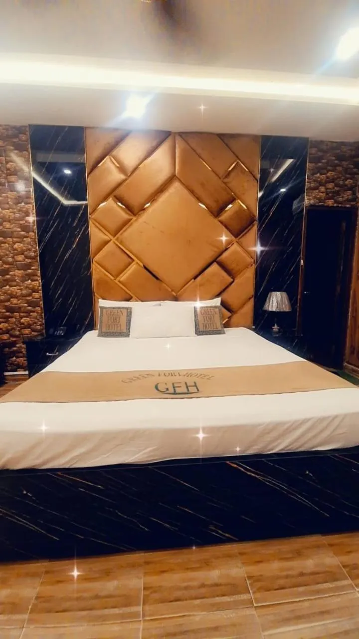 Bed in Hotel Green Fort Gulberg