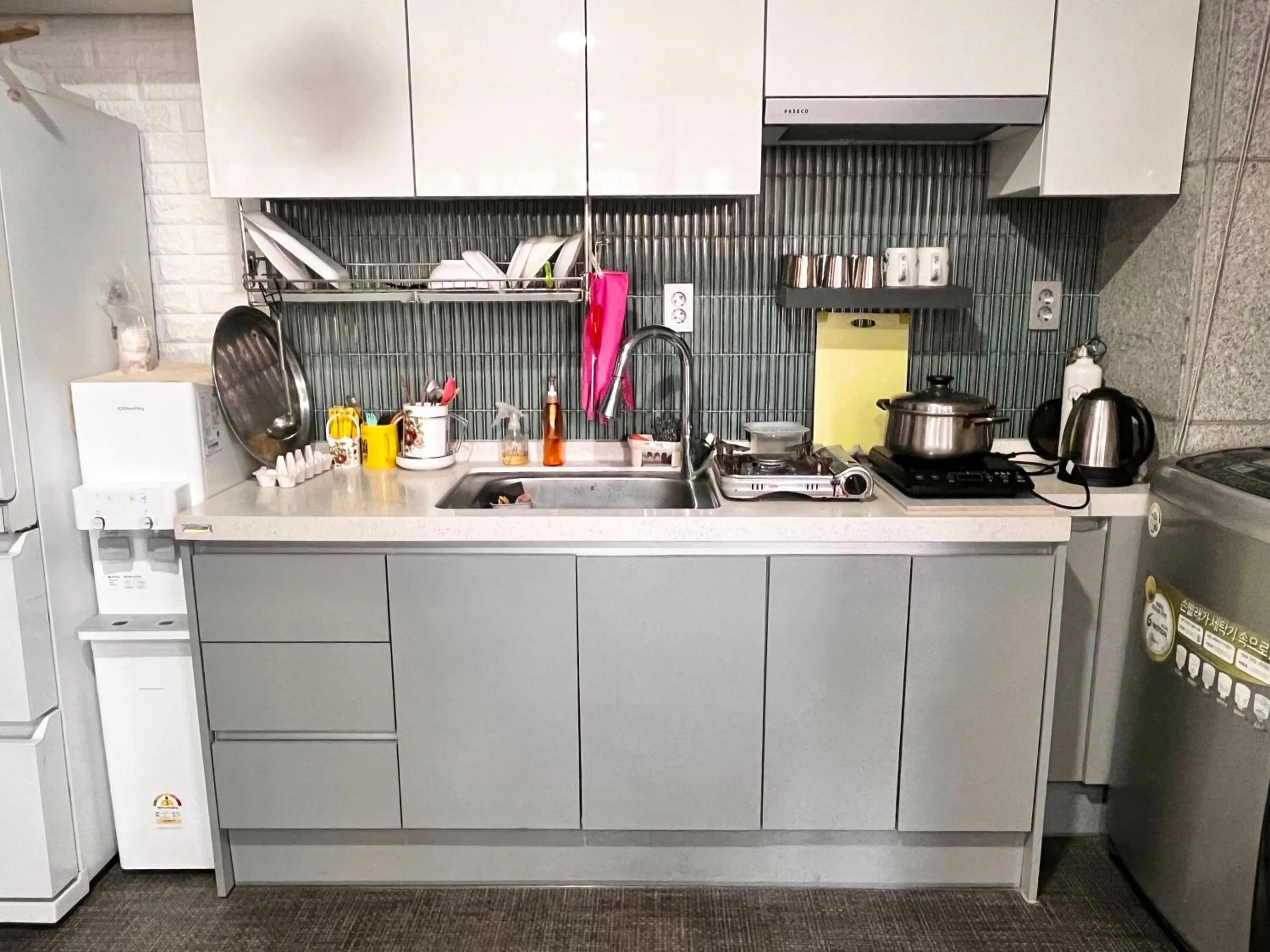 Kitchen or kitchenette in Ho Home Tel