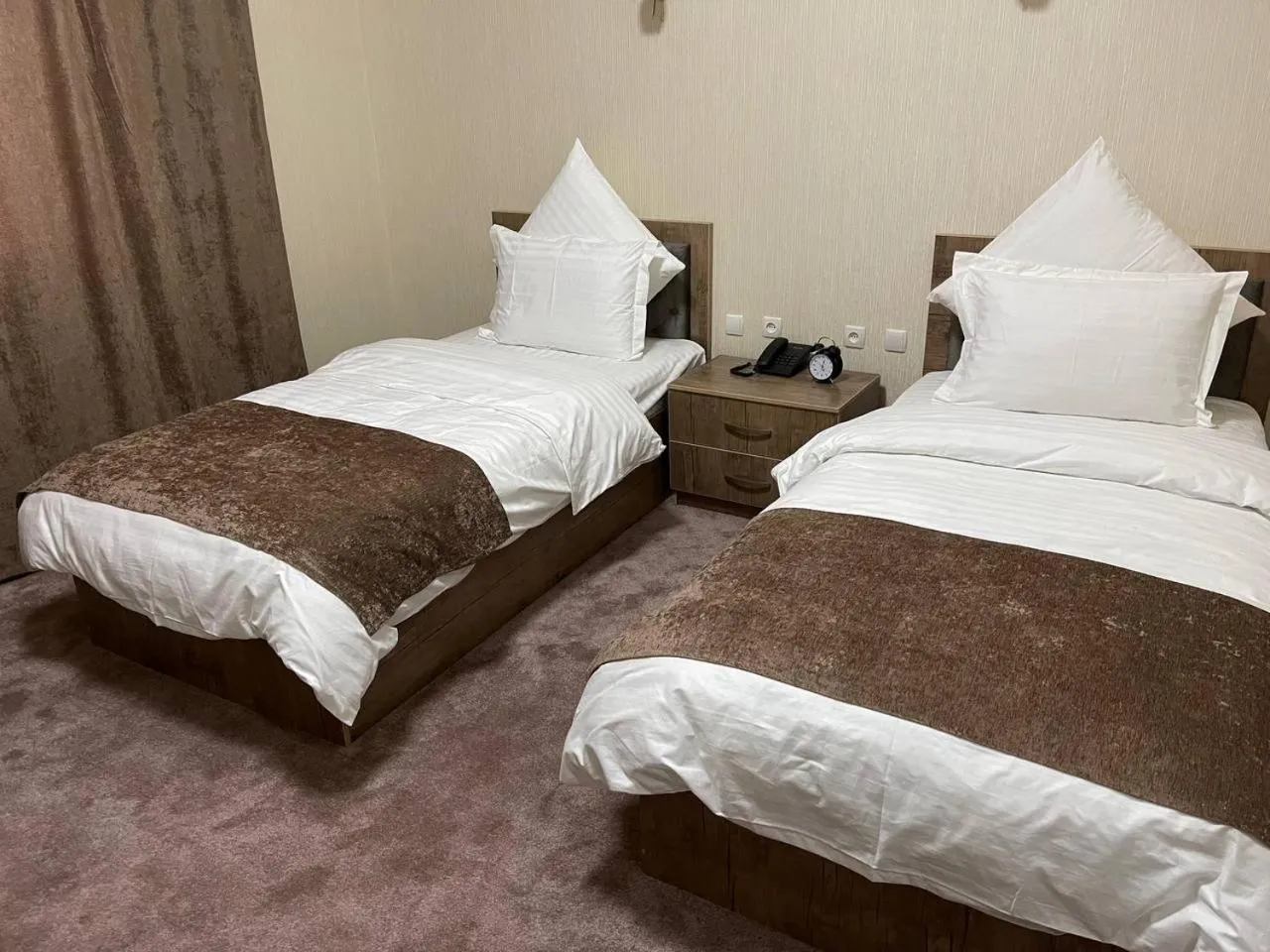 Photo of the whole room in Khan Palace Hotel