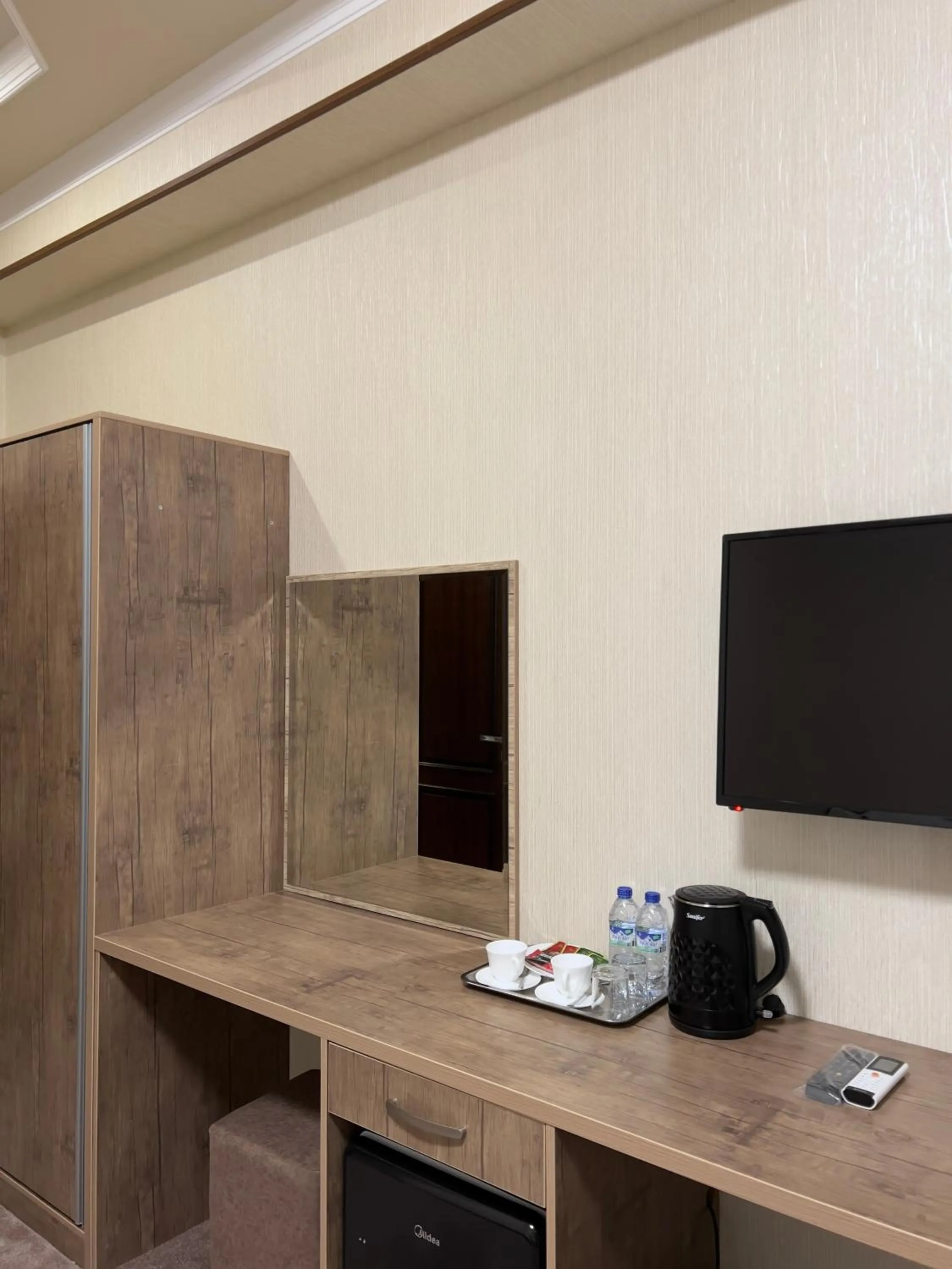 Photo of the whole room in Khan Palace Hotel