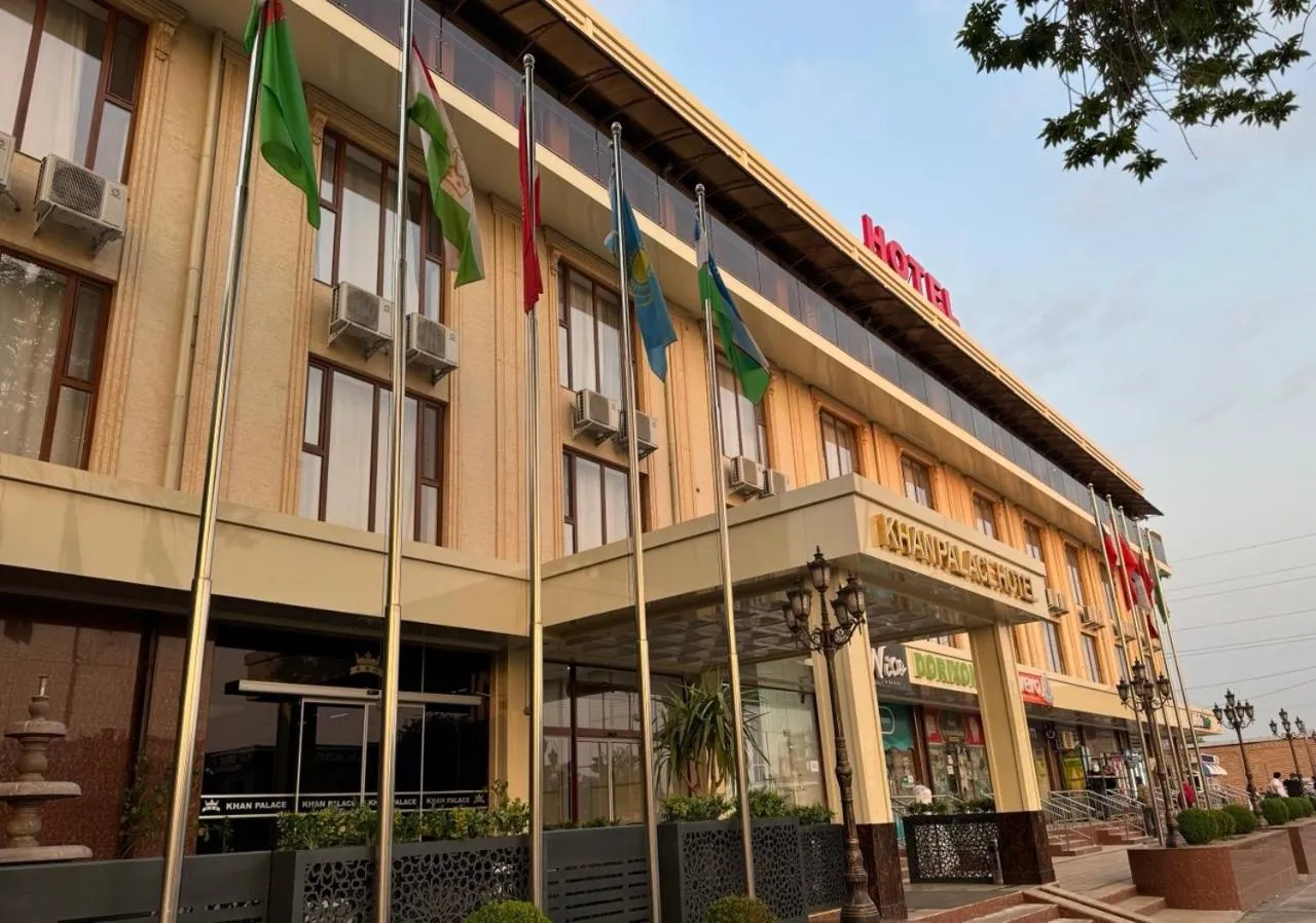 Facade/entrance in Khan Palace Hotel