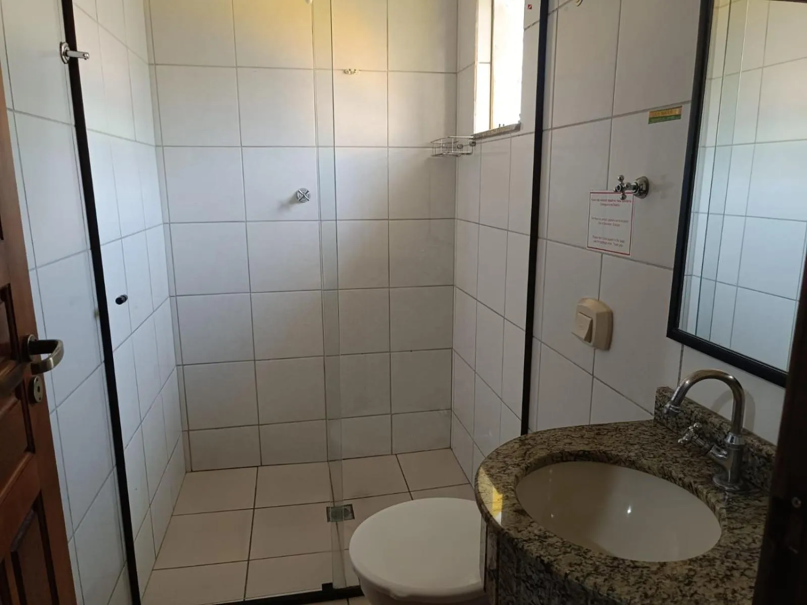 Bathroom in POUSADA EVELINA