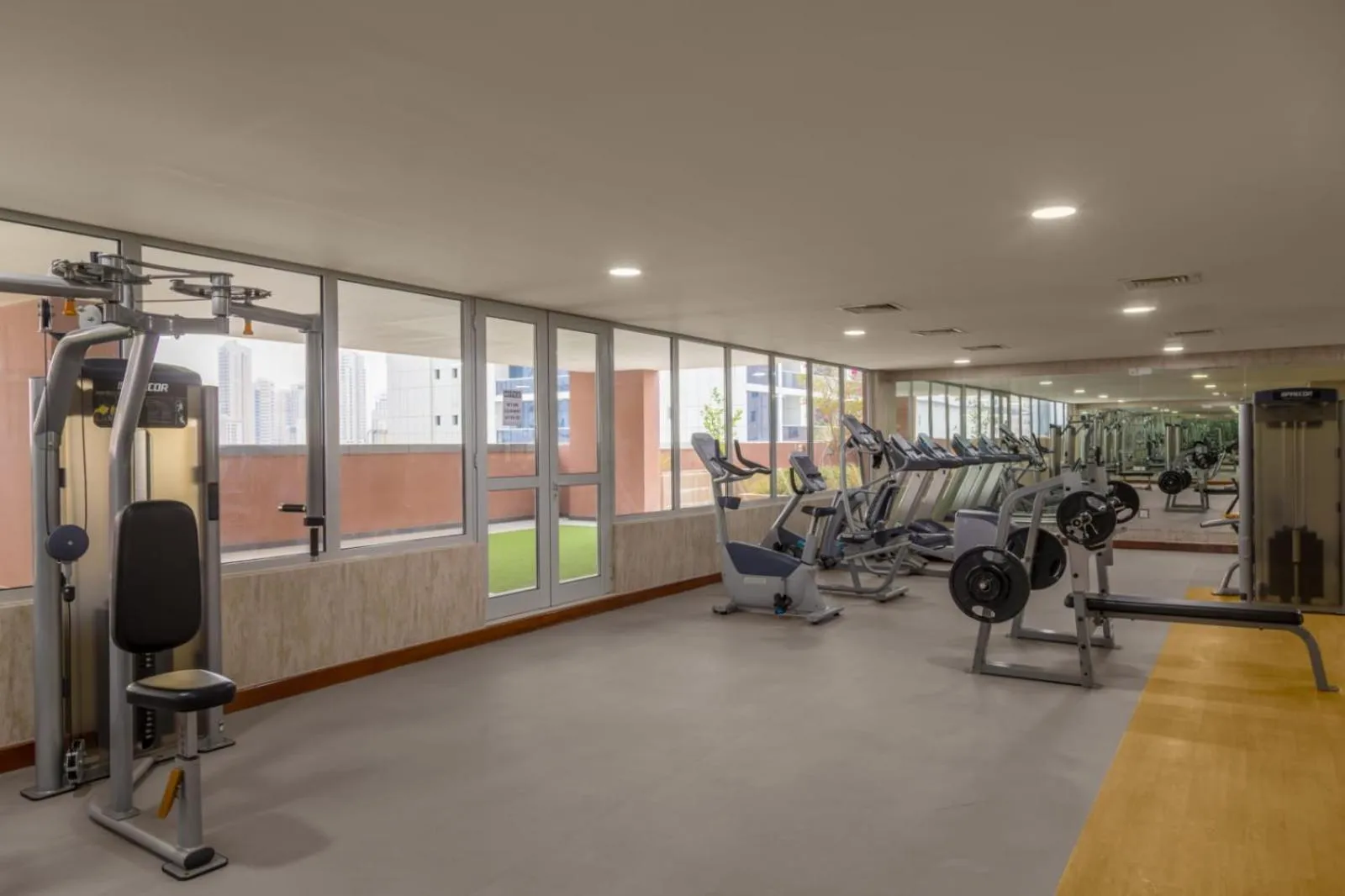 Fitness centre/facilities in Afaq Tower
