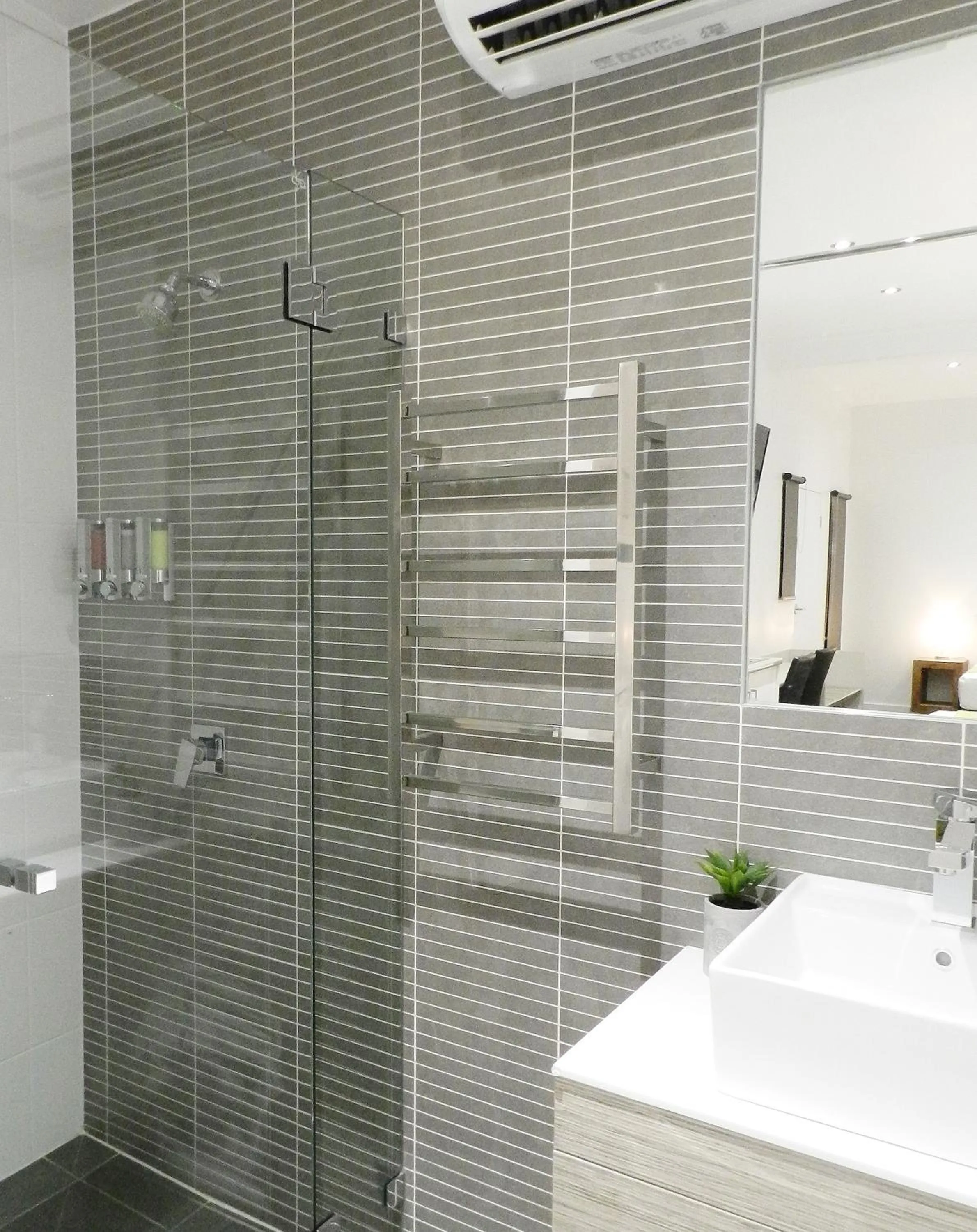 Bathroom in Copper City Motel