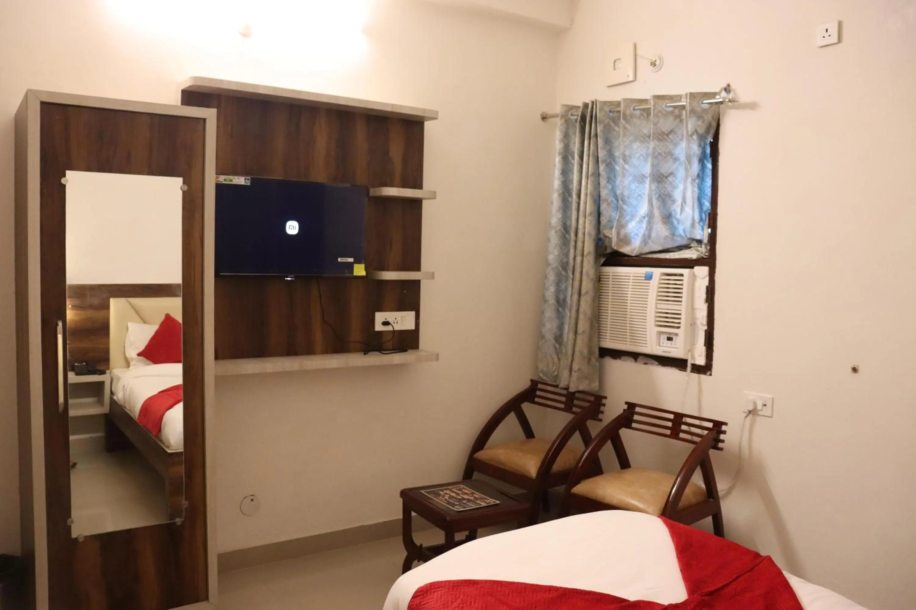 TV and multimedia, Bed in Paradise Inn