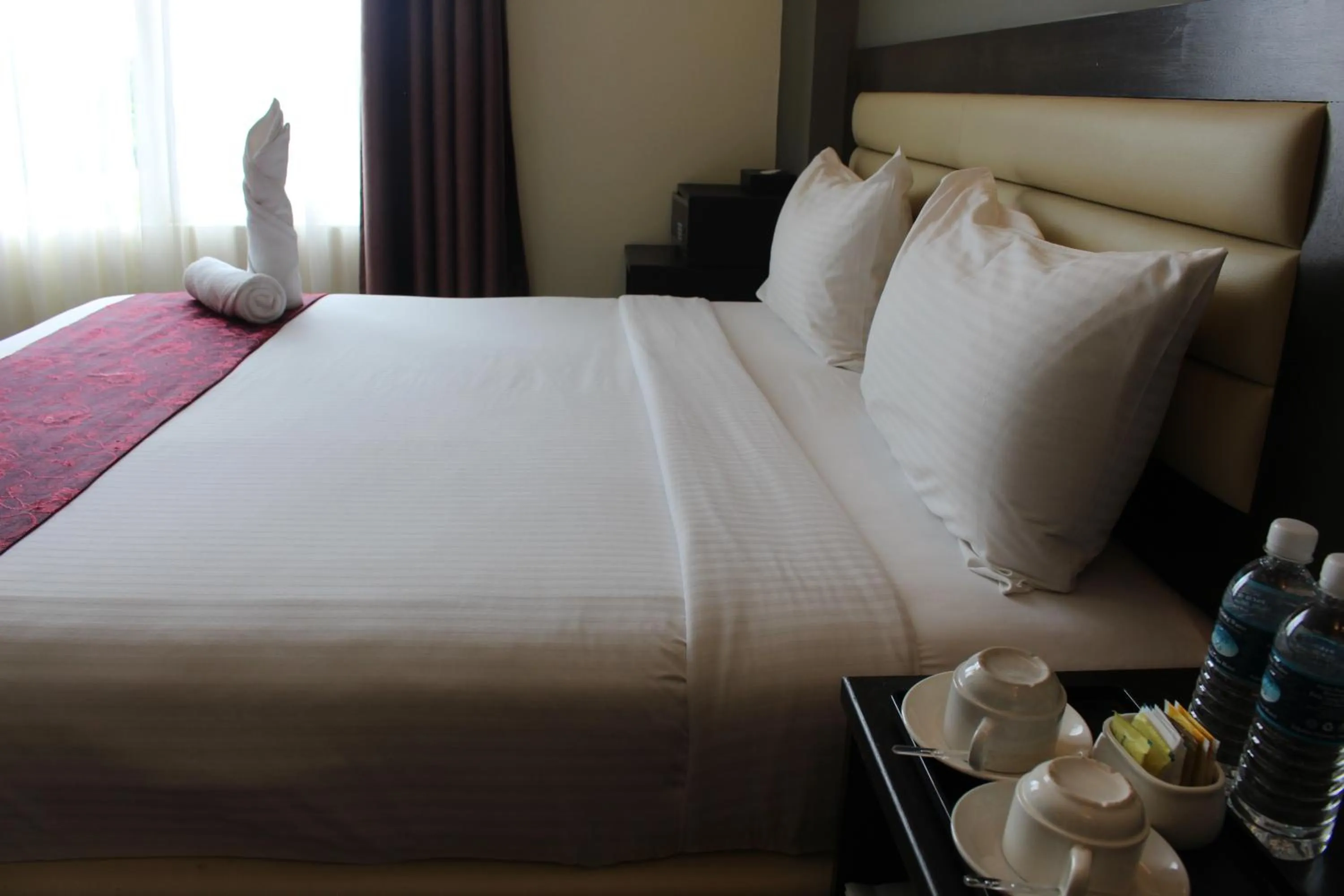 Bed in Paradise Spa Hotel