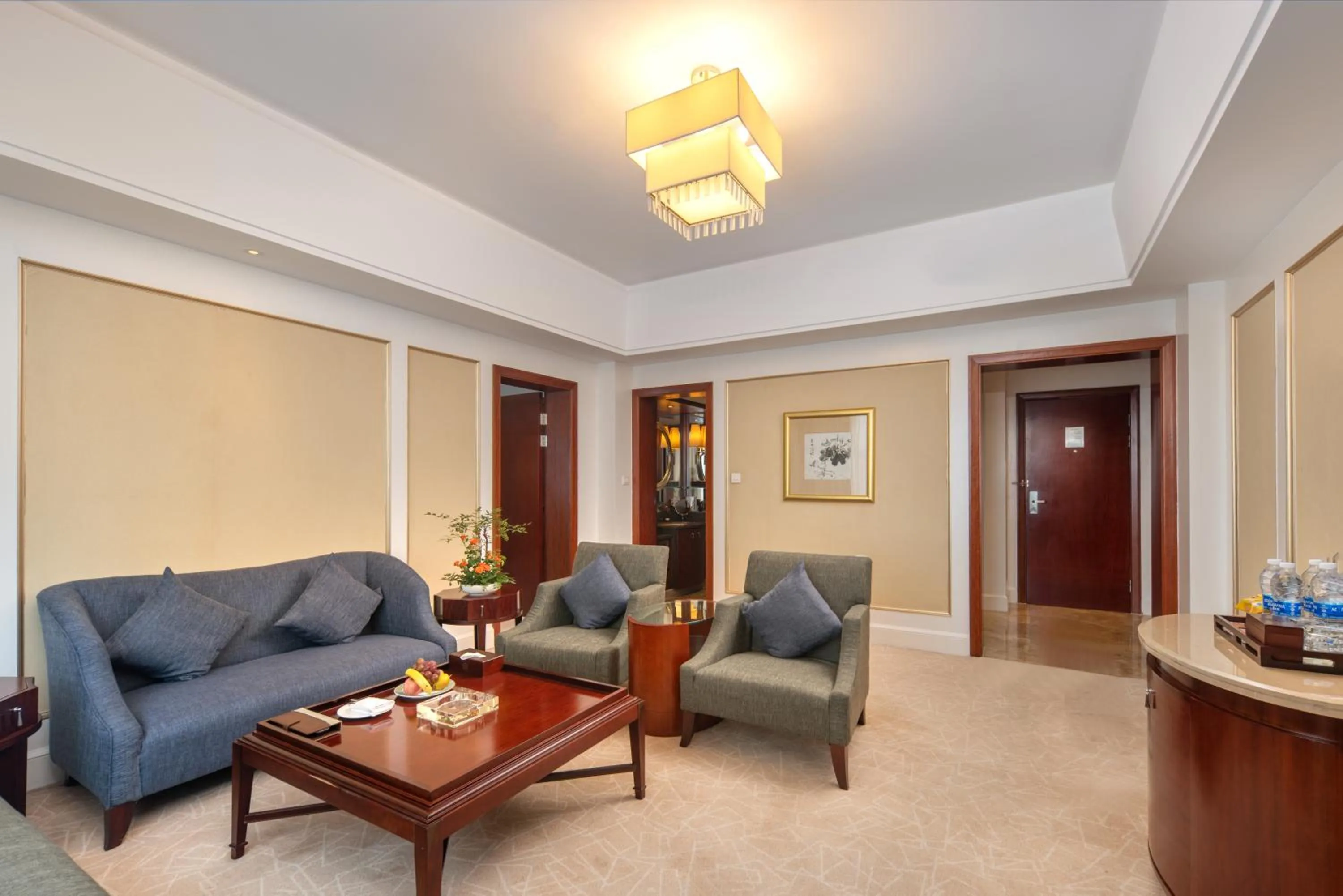 Living room in Plaza Hotel Yuyao