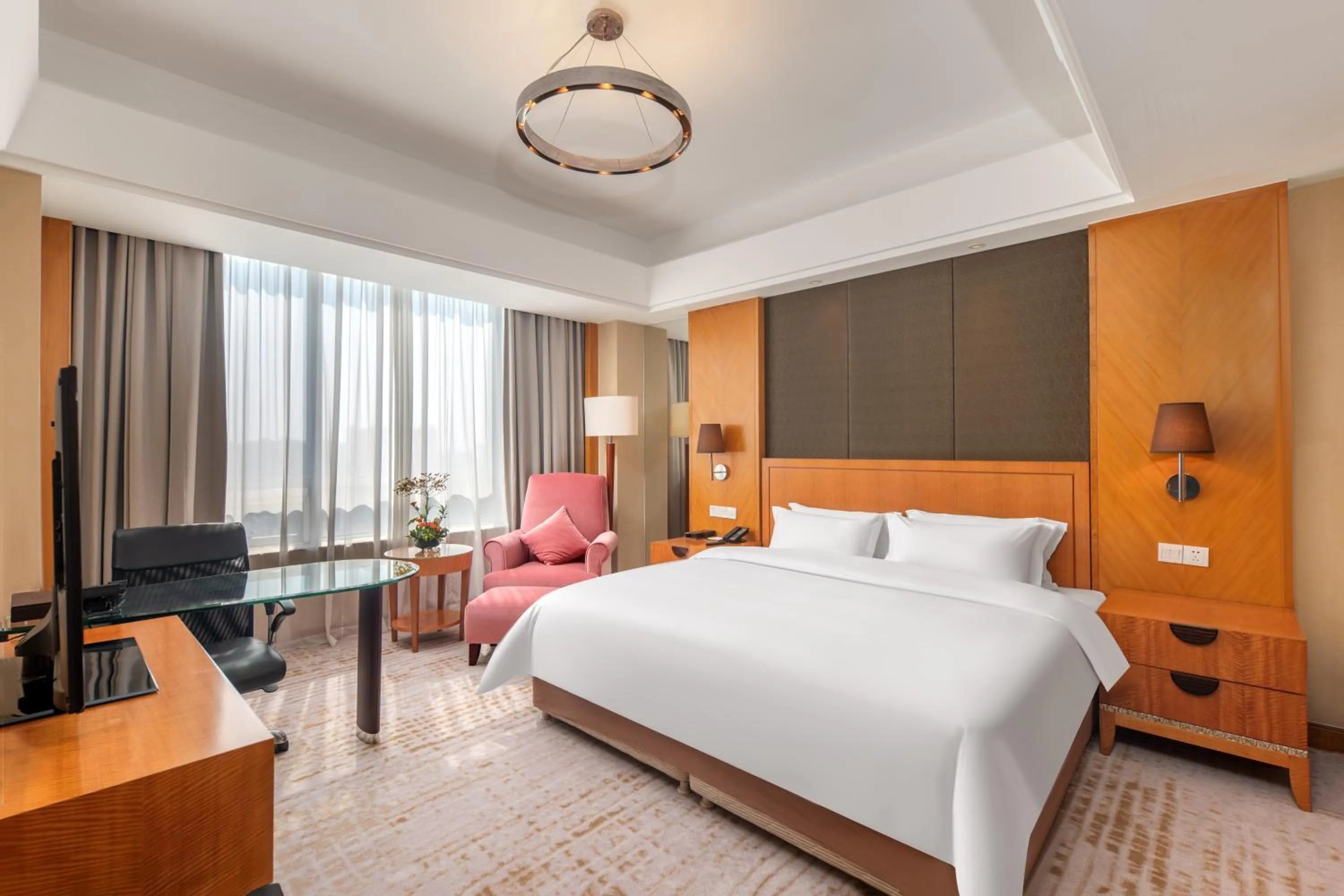 Bedroom, Bed in Plaza Hotel Yuyao