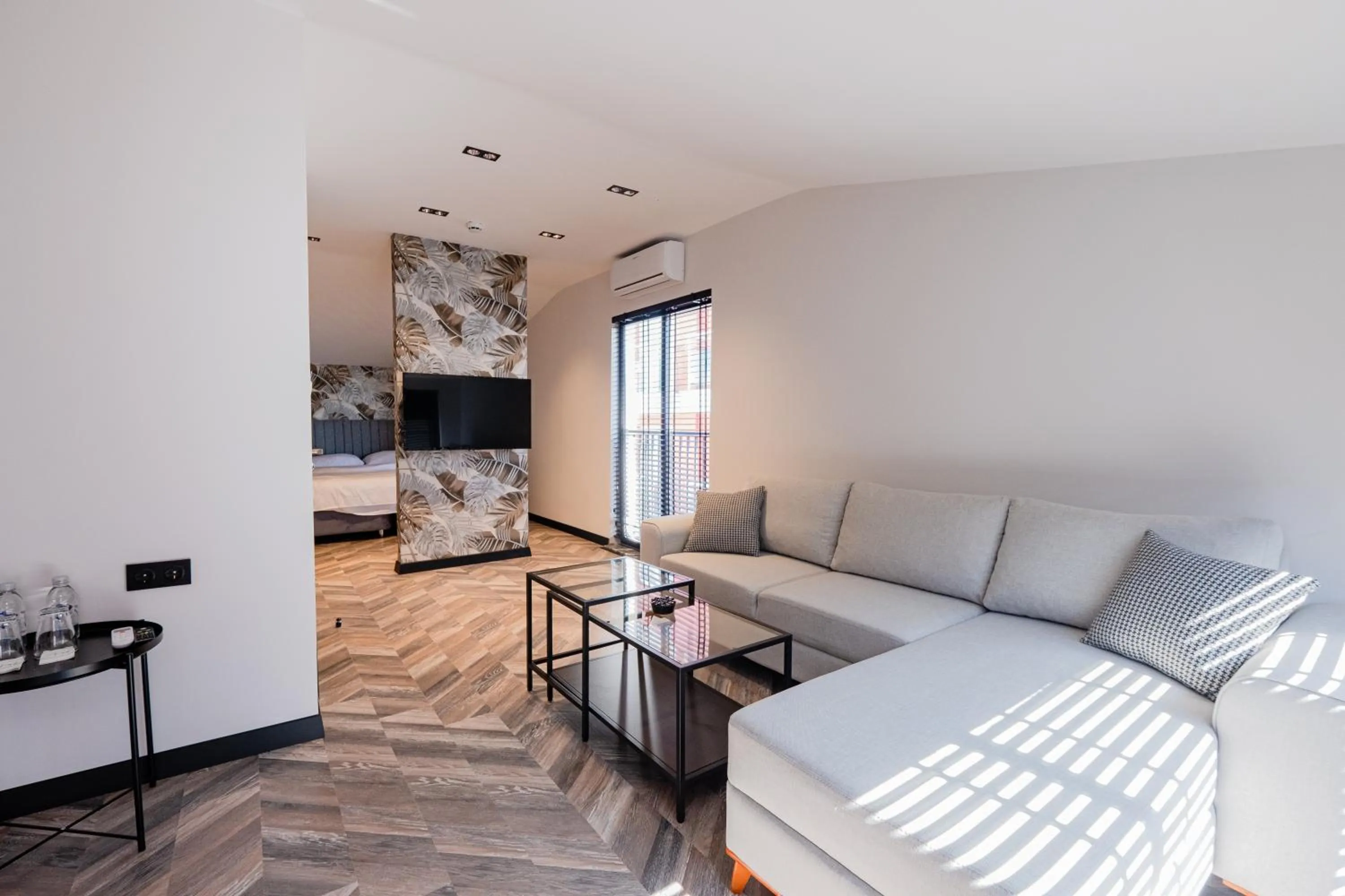 TV and multimedia in Angelo Coffee Suites