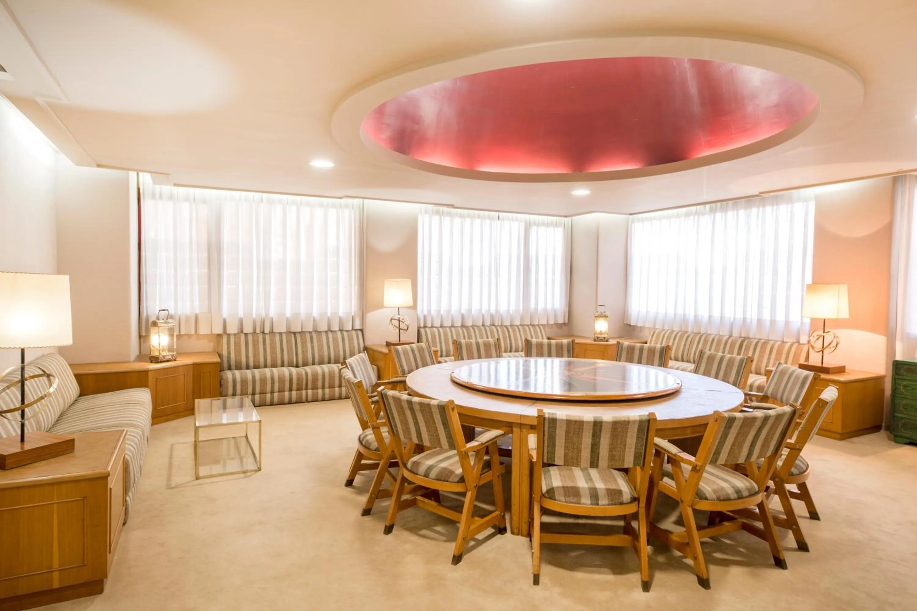 Meeting/conference room in Las Palmeras Affiliated by FERGUS